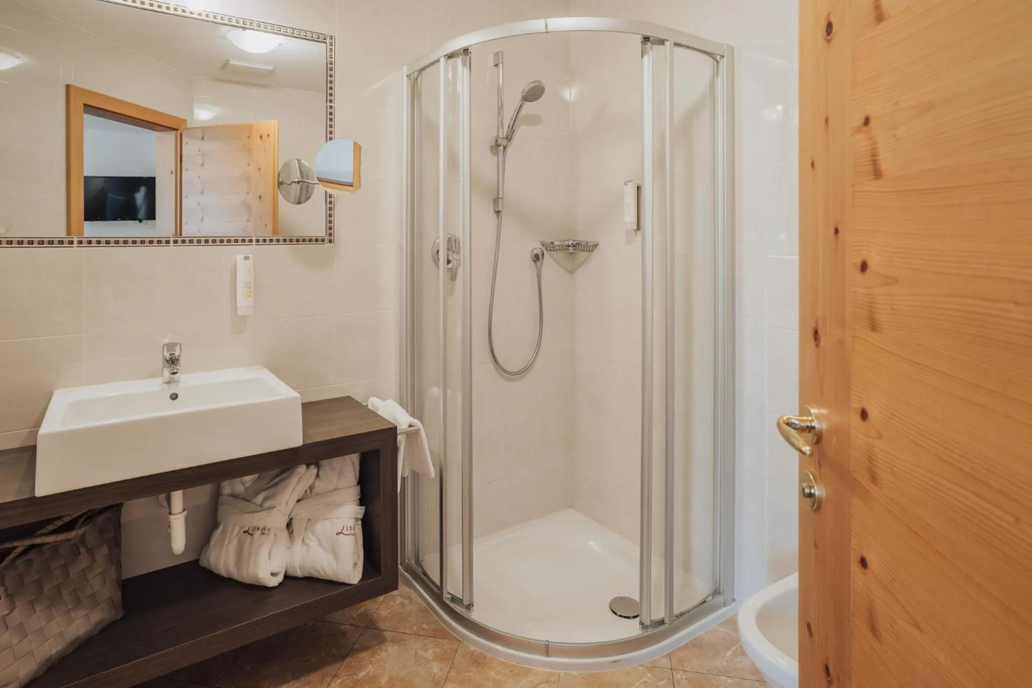 Bathroom in Hotel Lisetta