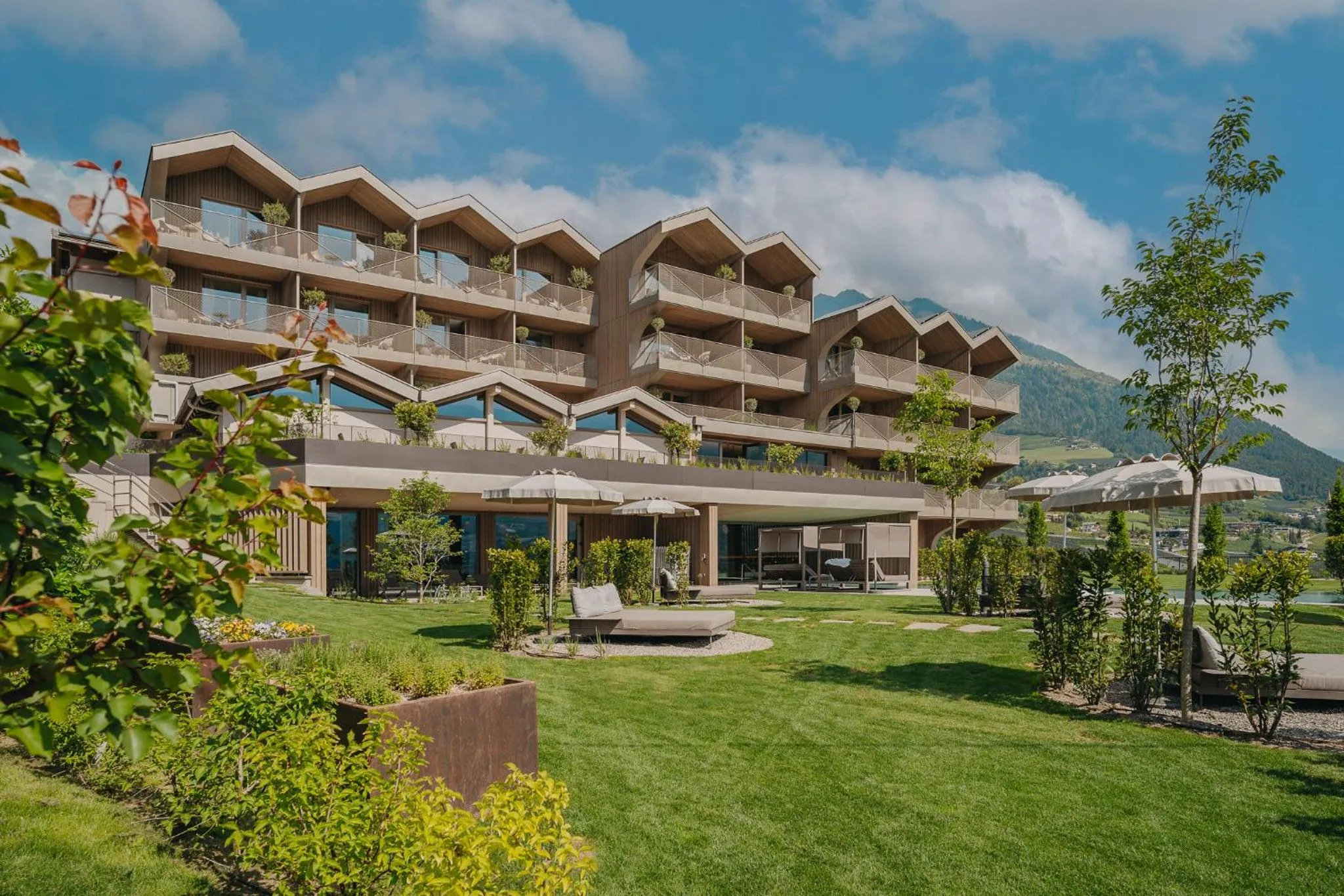 Property building in Hotel Lisetta