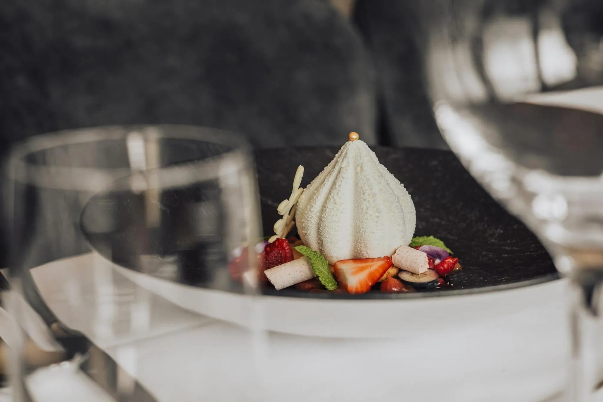 Restaurant/places to eat in Hotel Lisetta
