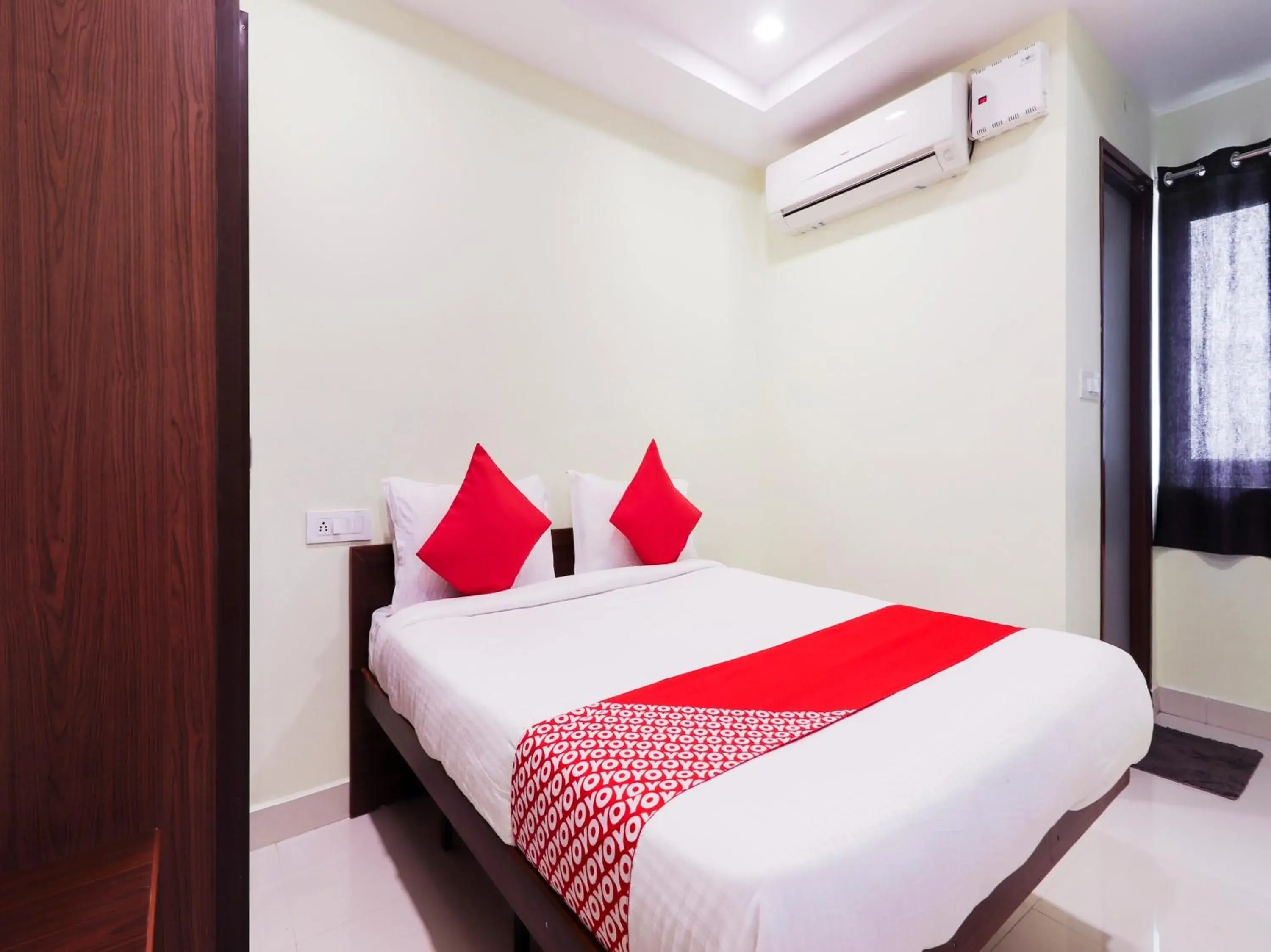 Bedroom, Bed in Hotel O White Ridge Bedroom, Bed in Hotel O White Ridge