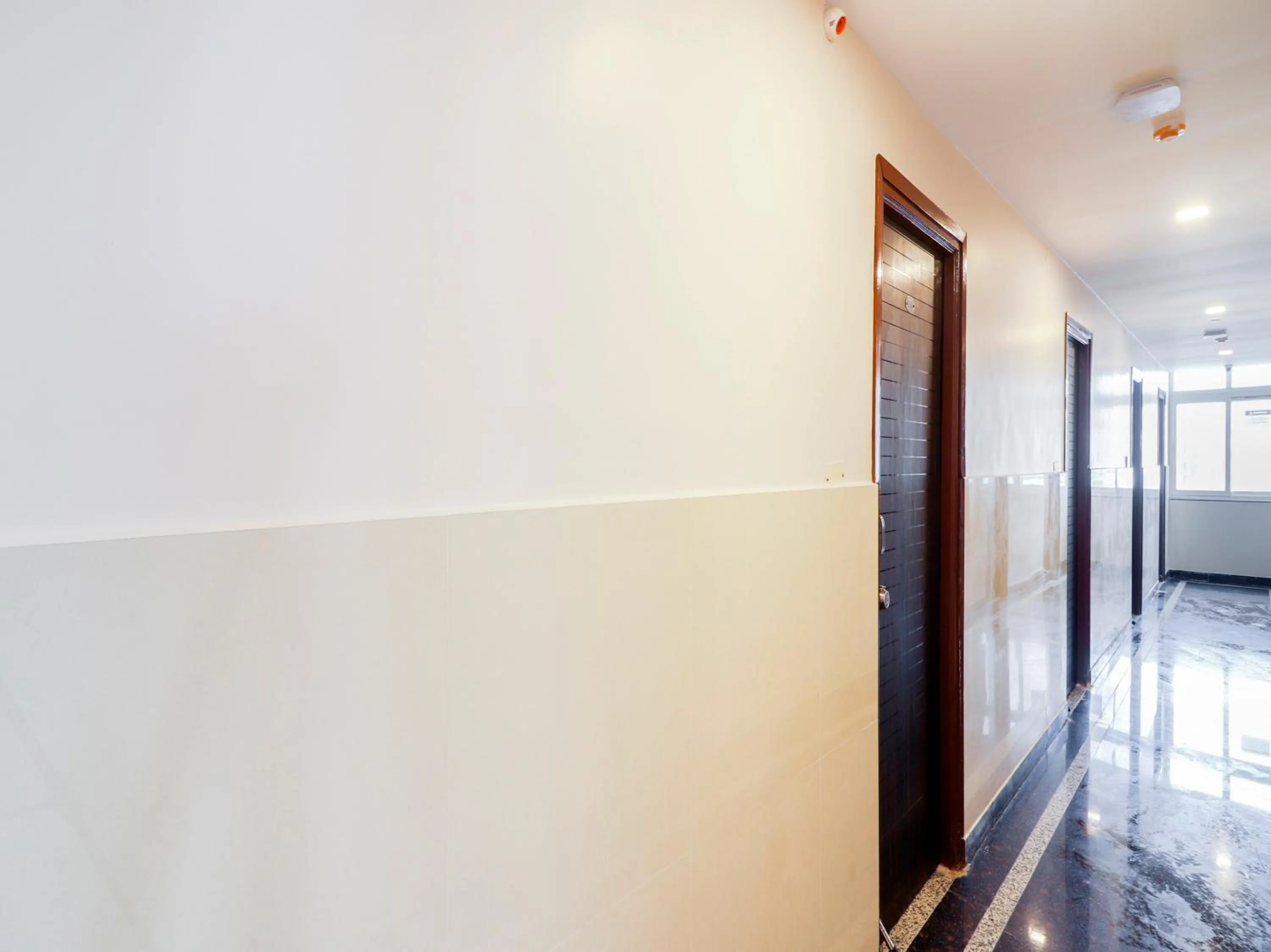 Lobby or reception in Hotel O White Ridge