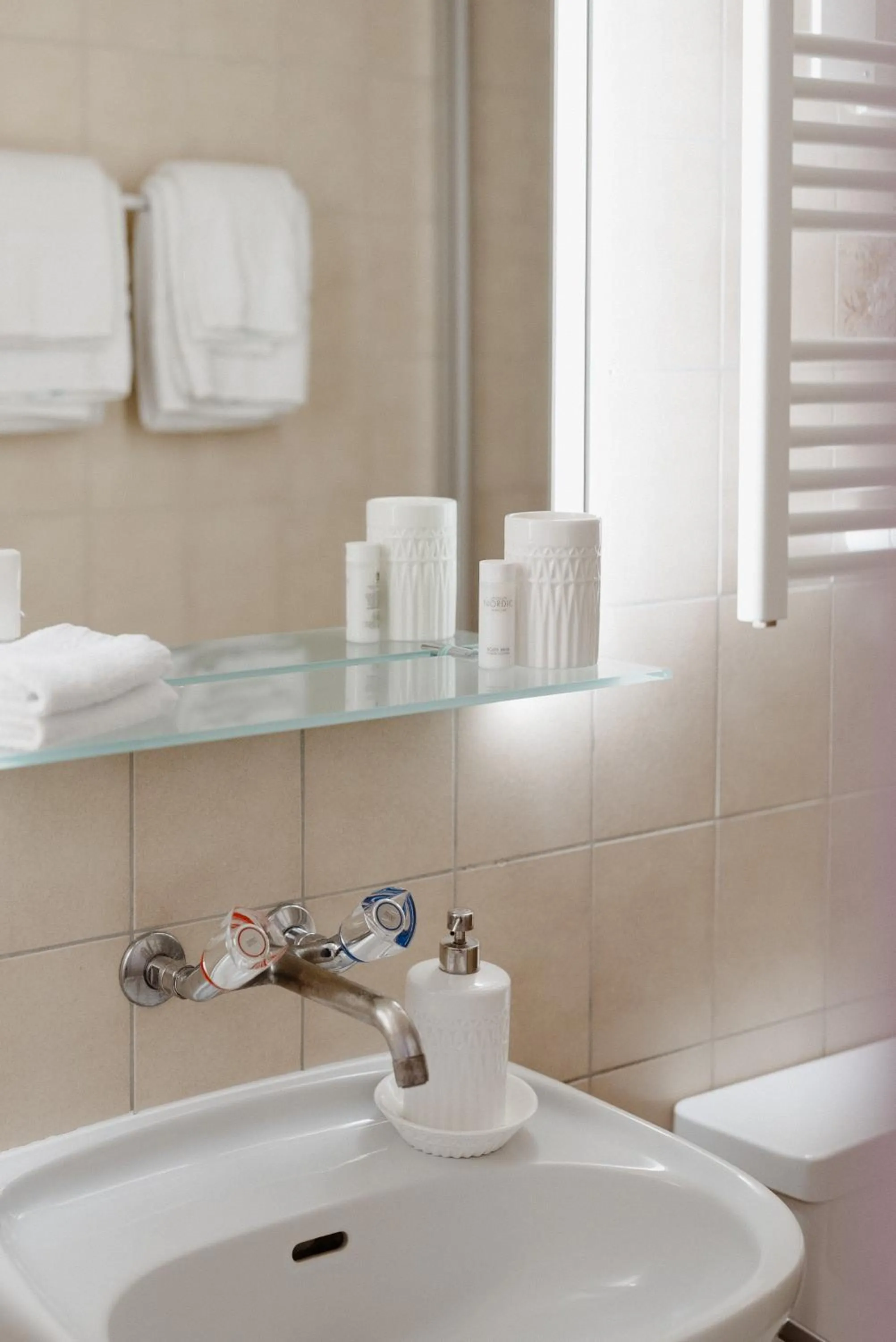 Bathroom in la belle vue Boutique Hotel & Café