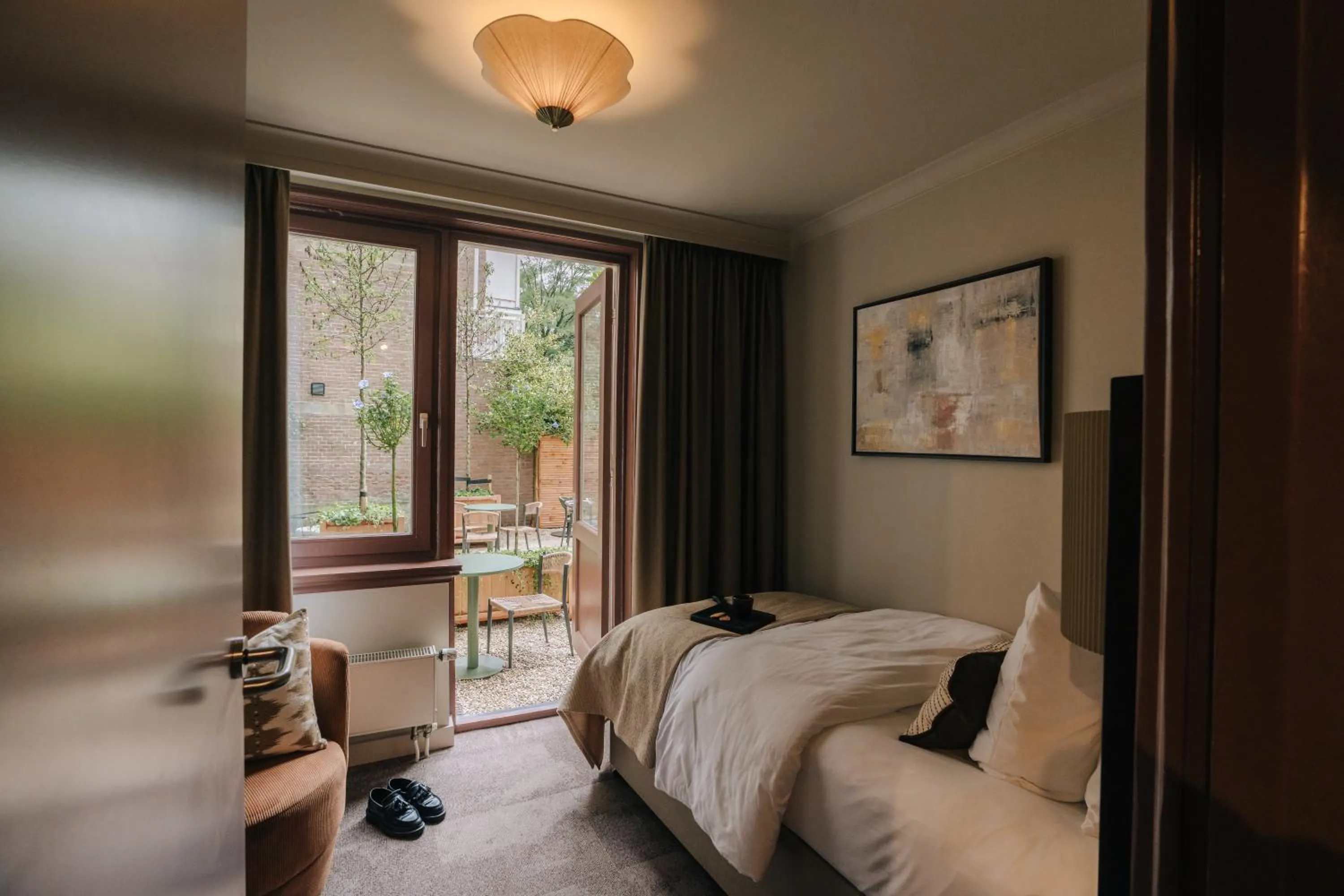 Photo of the whole room, Bed in Hotel Omega