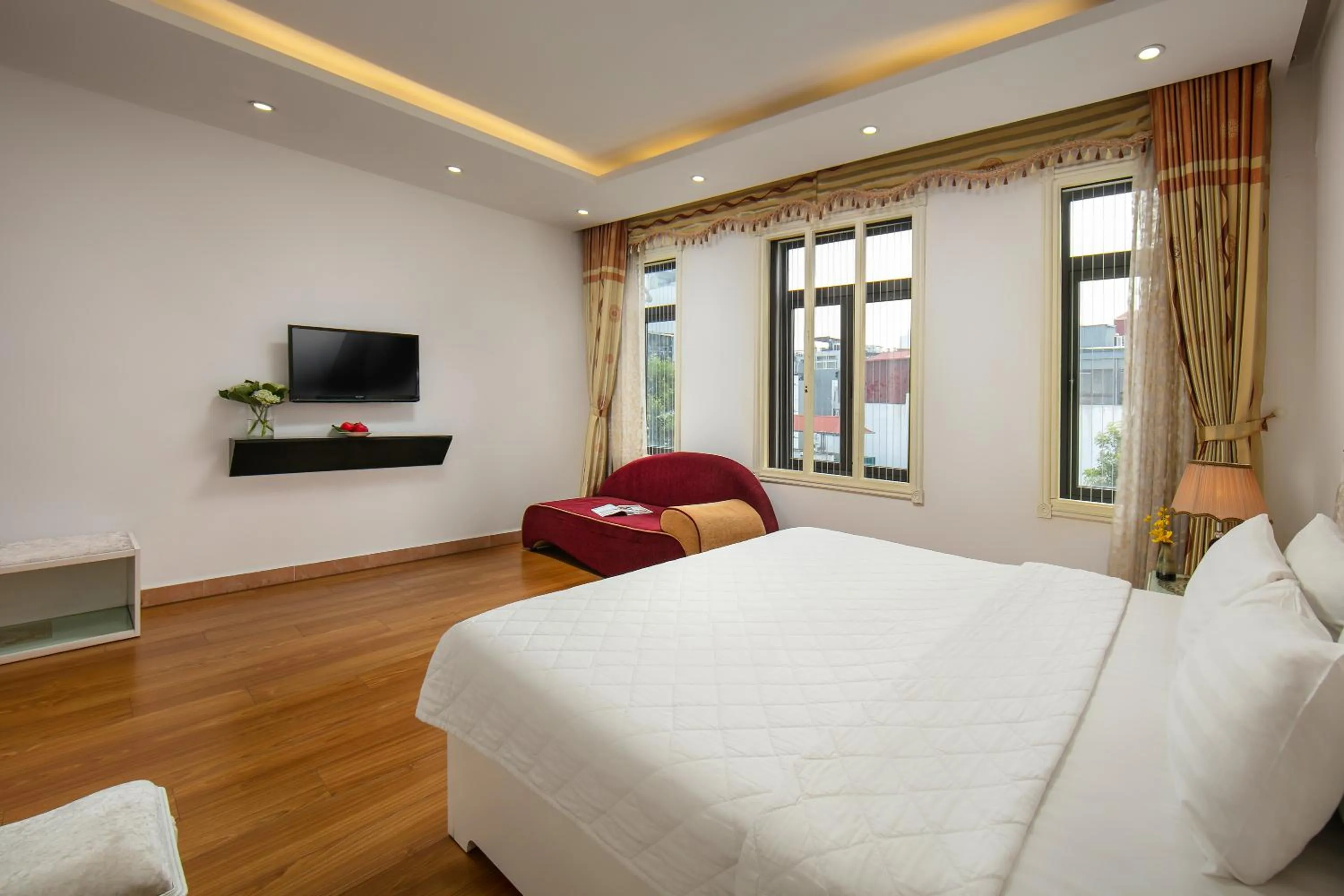 Bedroom, Bed in Hanoi Kingly Hotel