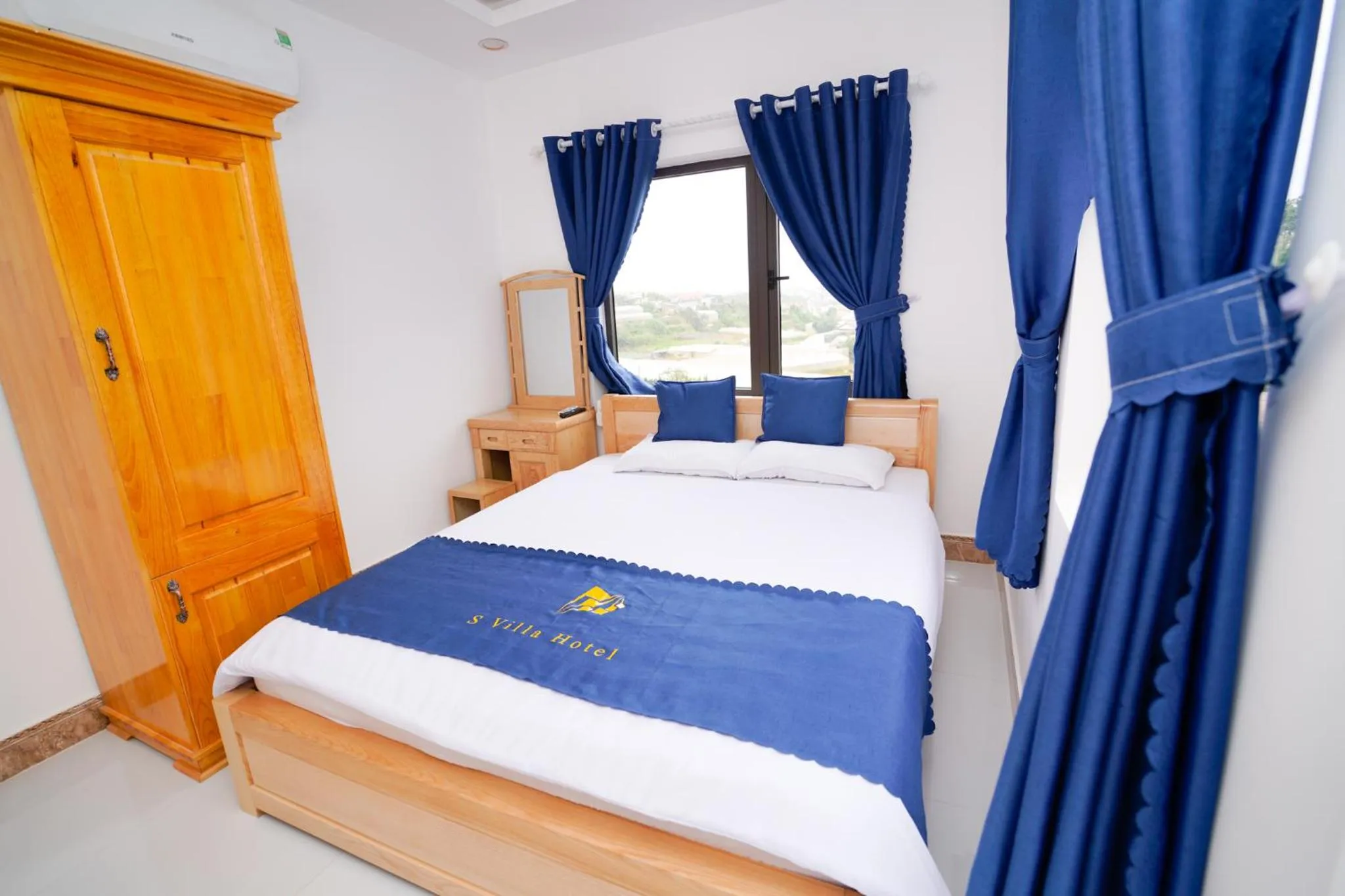 Bed in S Villa Hotel