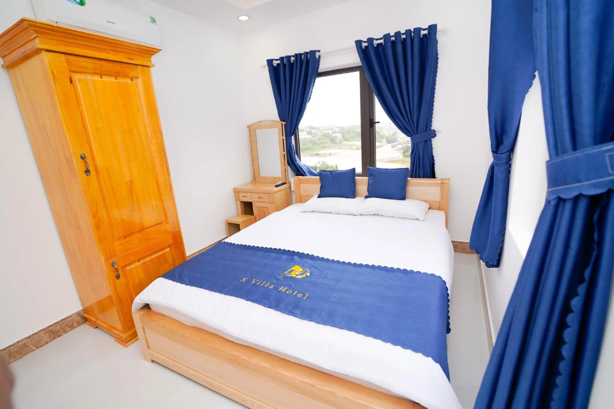 Bed in S Villa Hotel