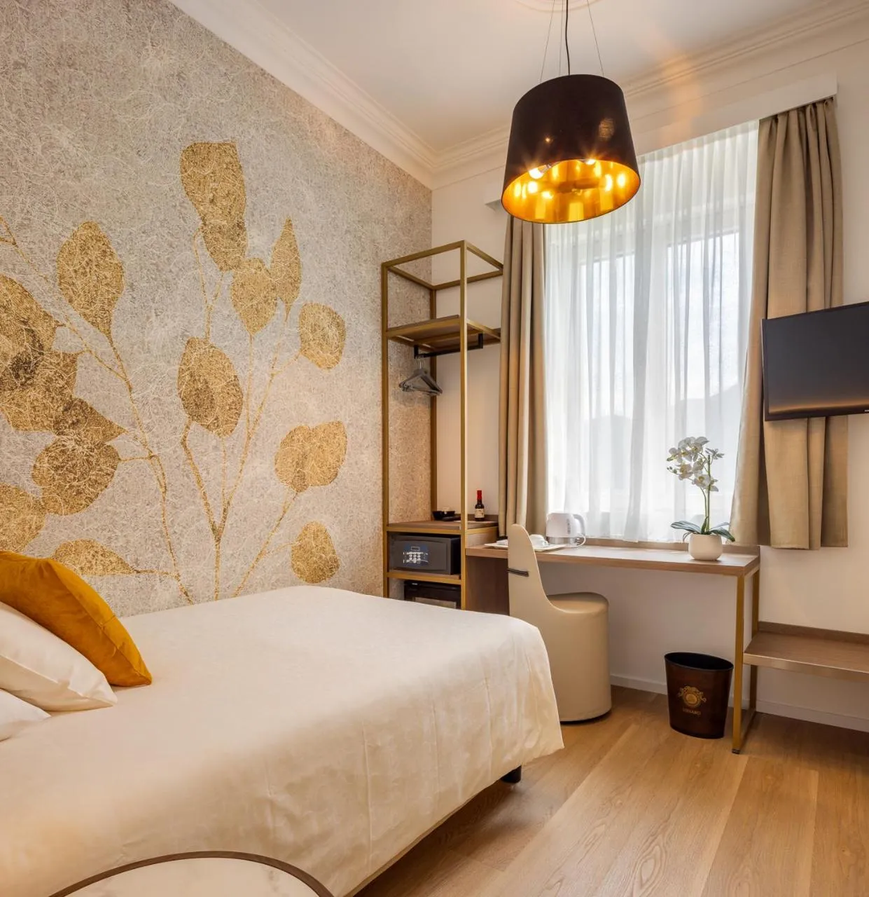 Bed in Hotel Walter Au Lac