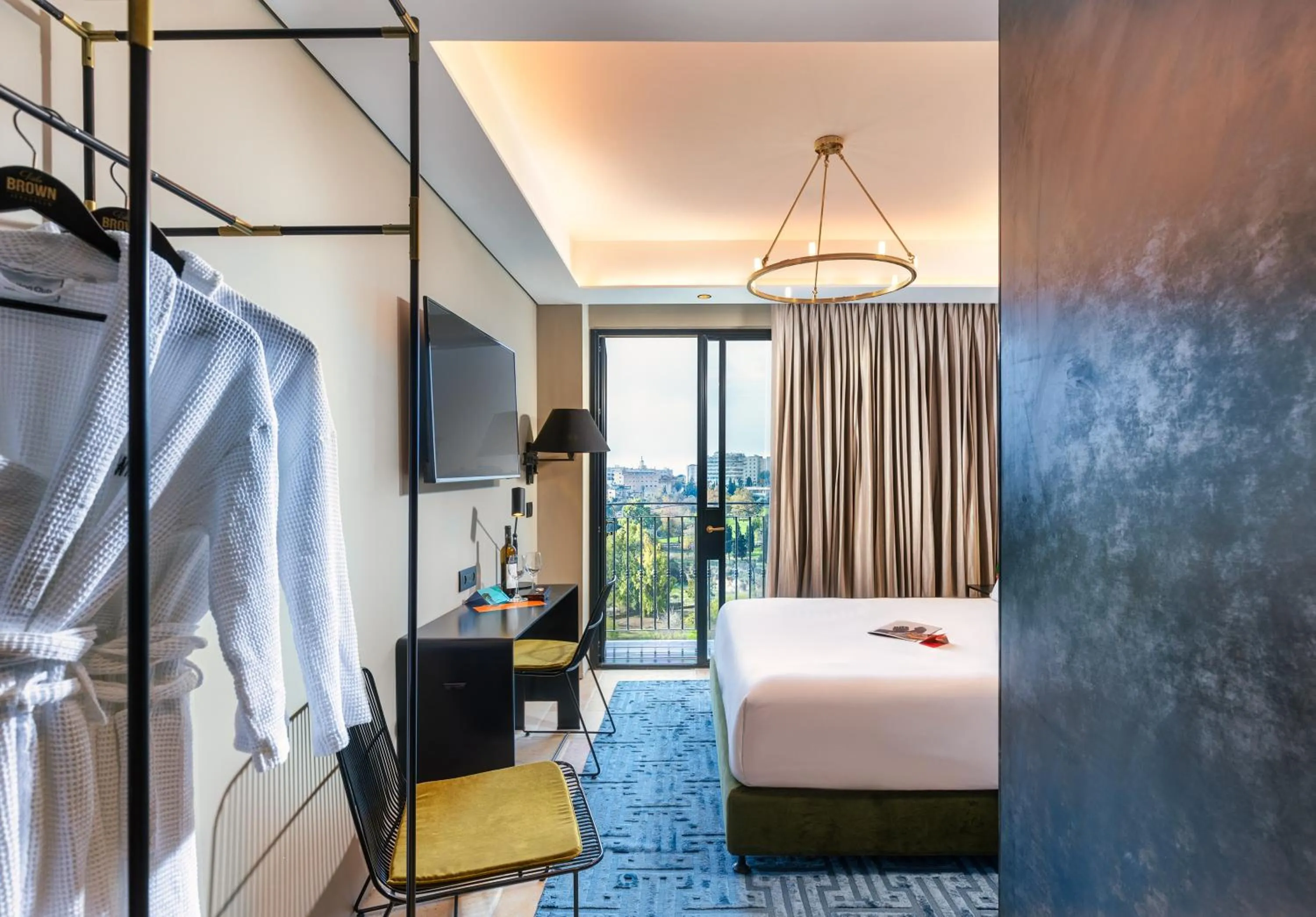 View (from property/room), Bed in Brown Mamilla, a member of Brown Hotels