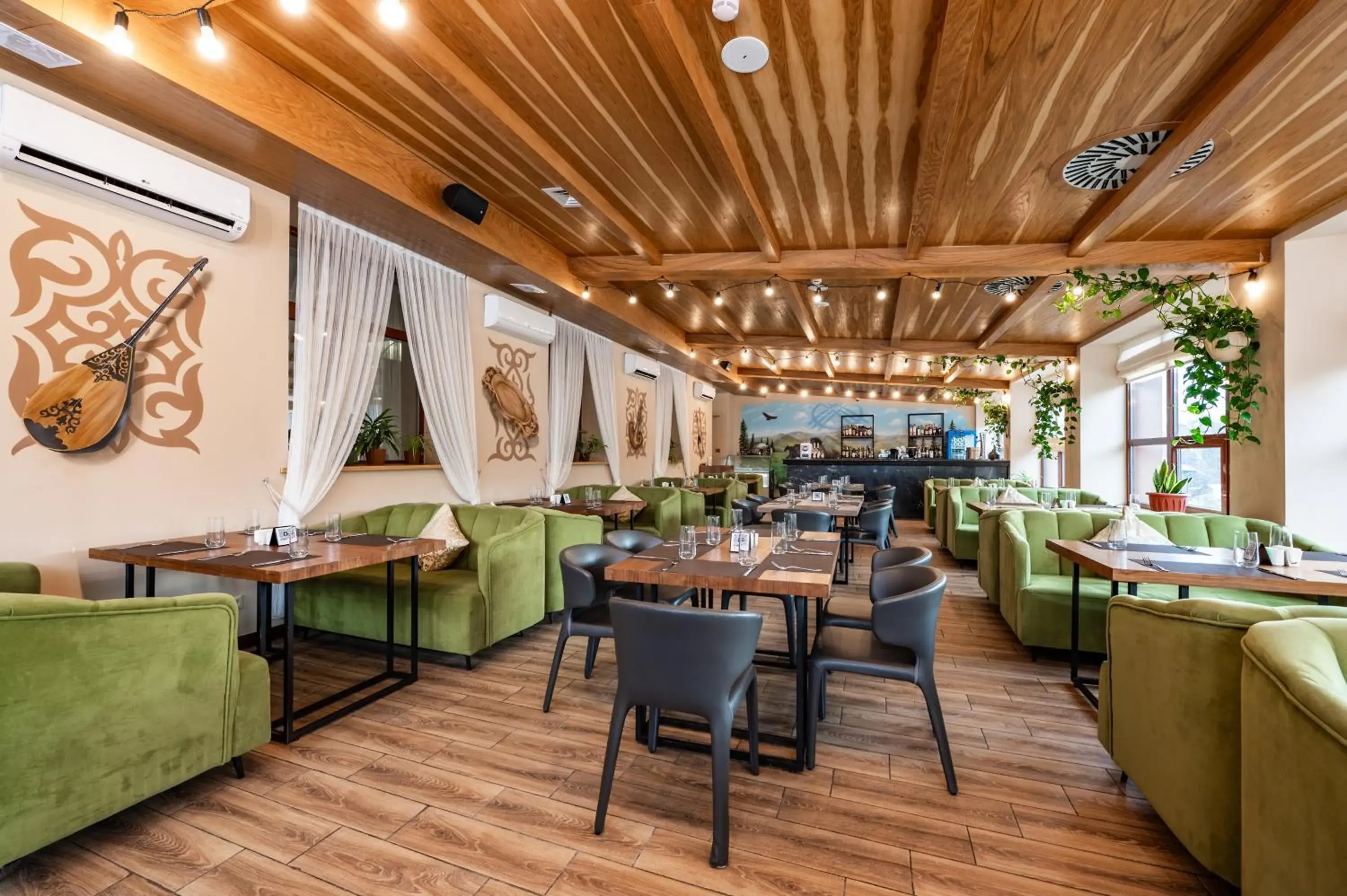 Restaurant/places to eat in Wyndham Garden Burabay Restaurant/places to eat in Wyndham Garden Burabay