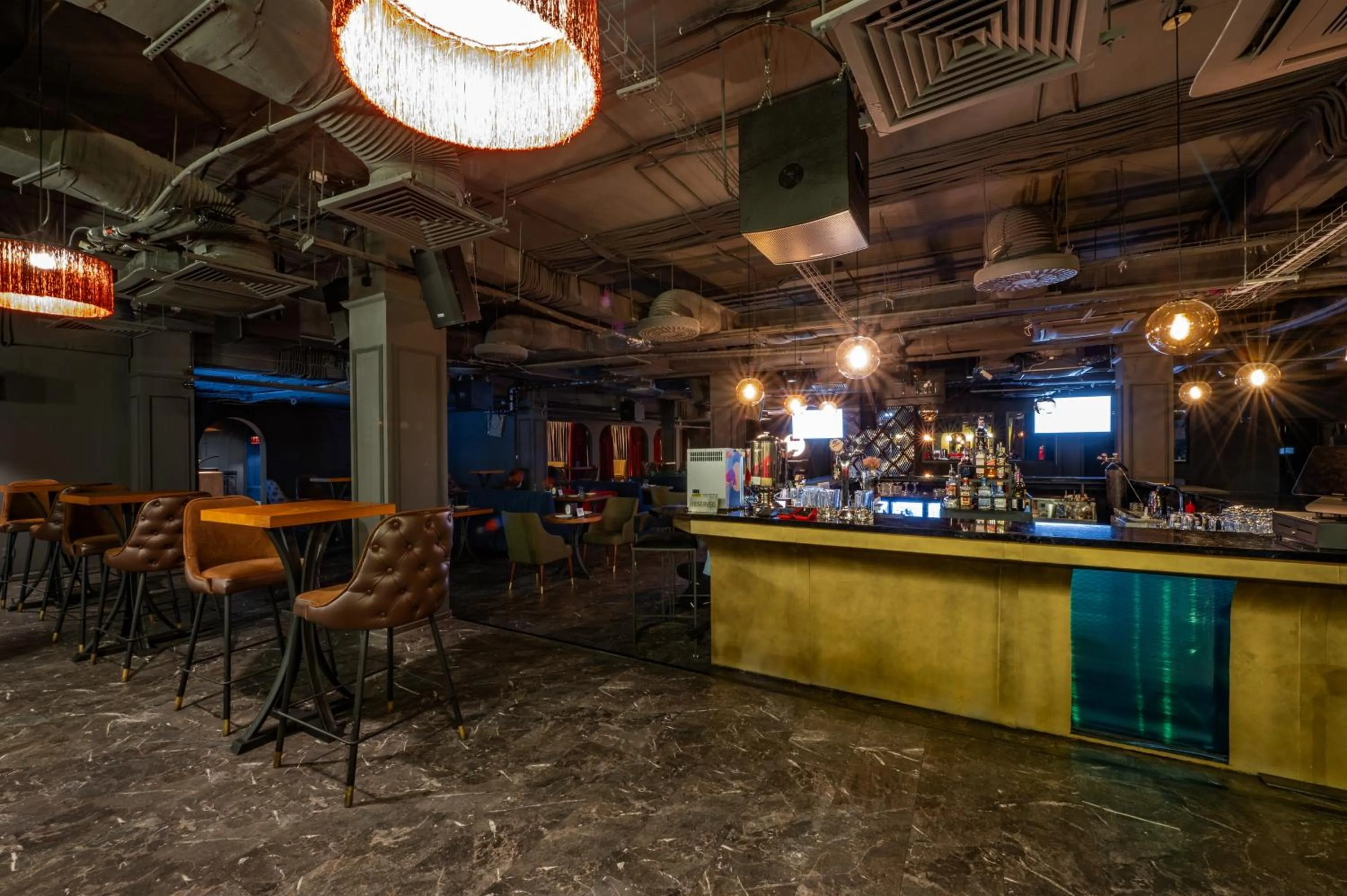 Nightclub / DJ in Wyndham Garden Burabay