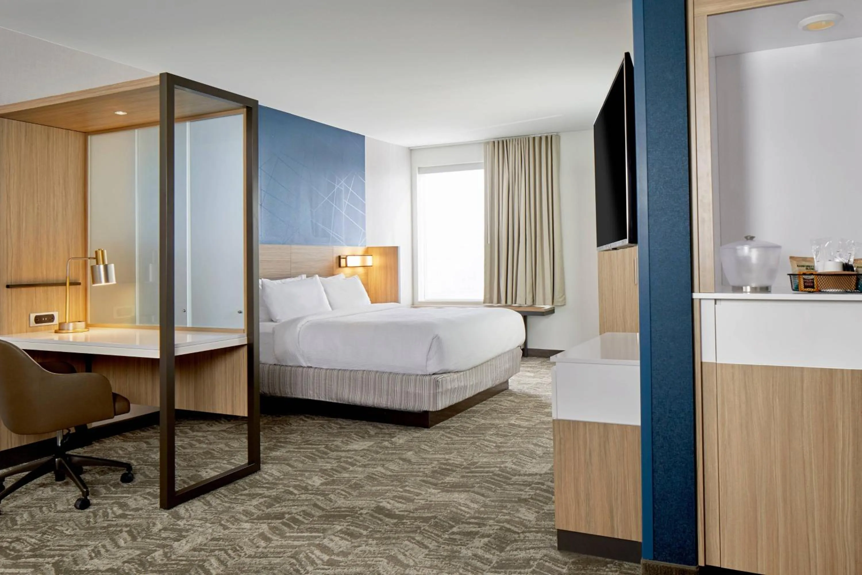 Photo of the whole room, Bed in SpringHill Suites by Marriott Columbus Dublin