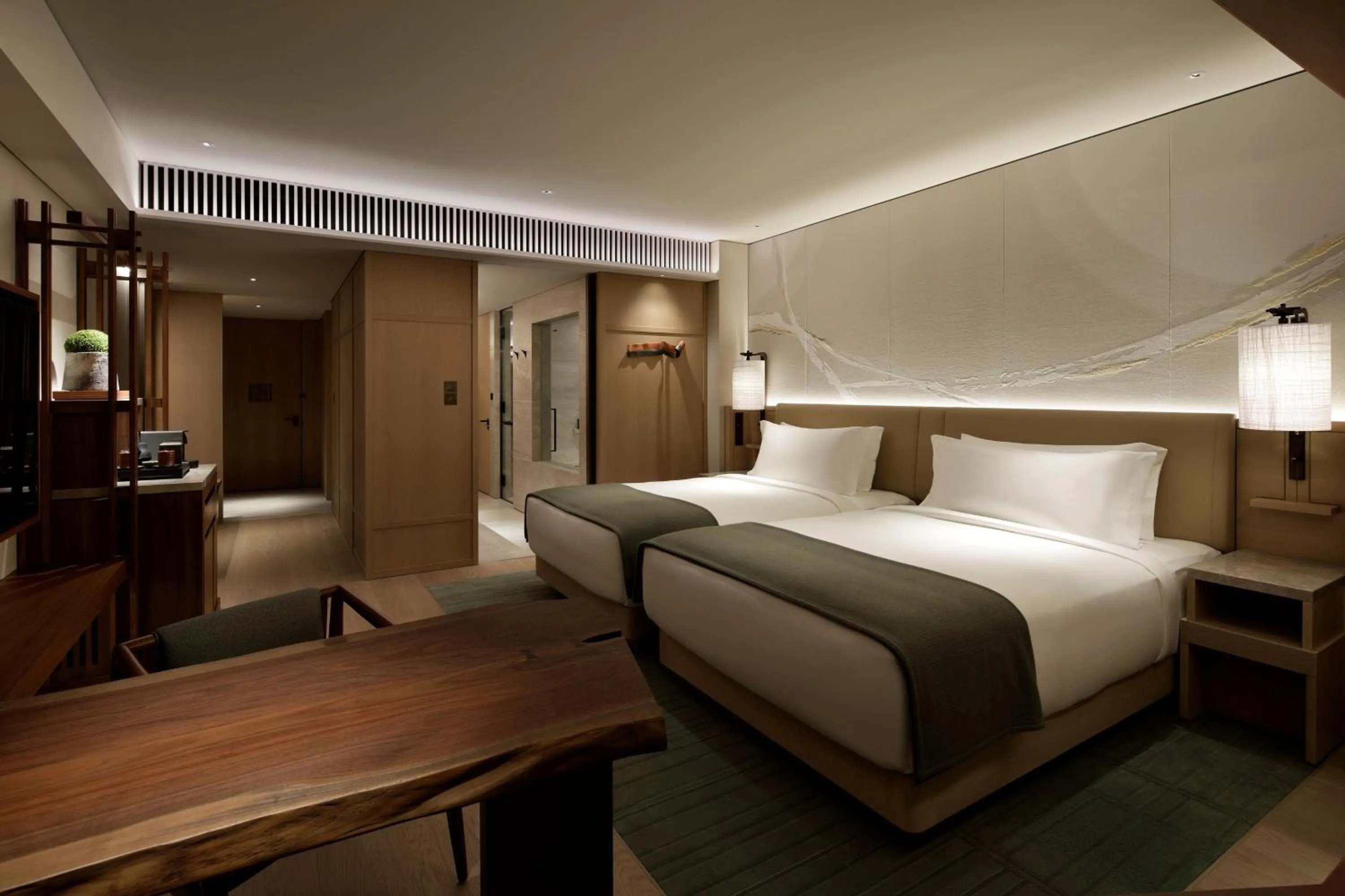 Photo of the whole room, Bed in HOTEL THE MITSUI KYOTO, a Luxury Collection Hotel & Spa