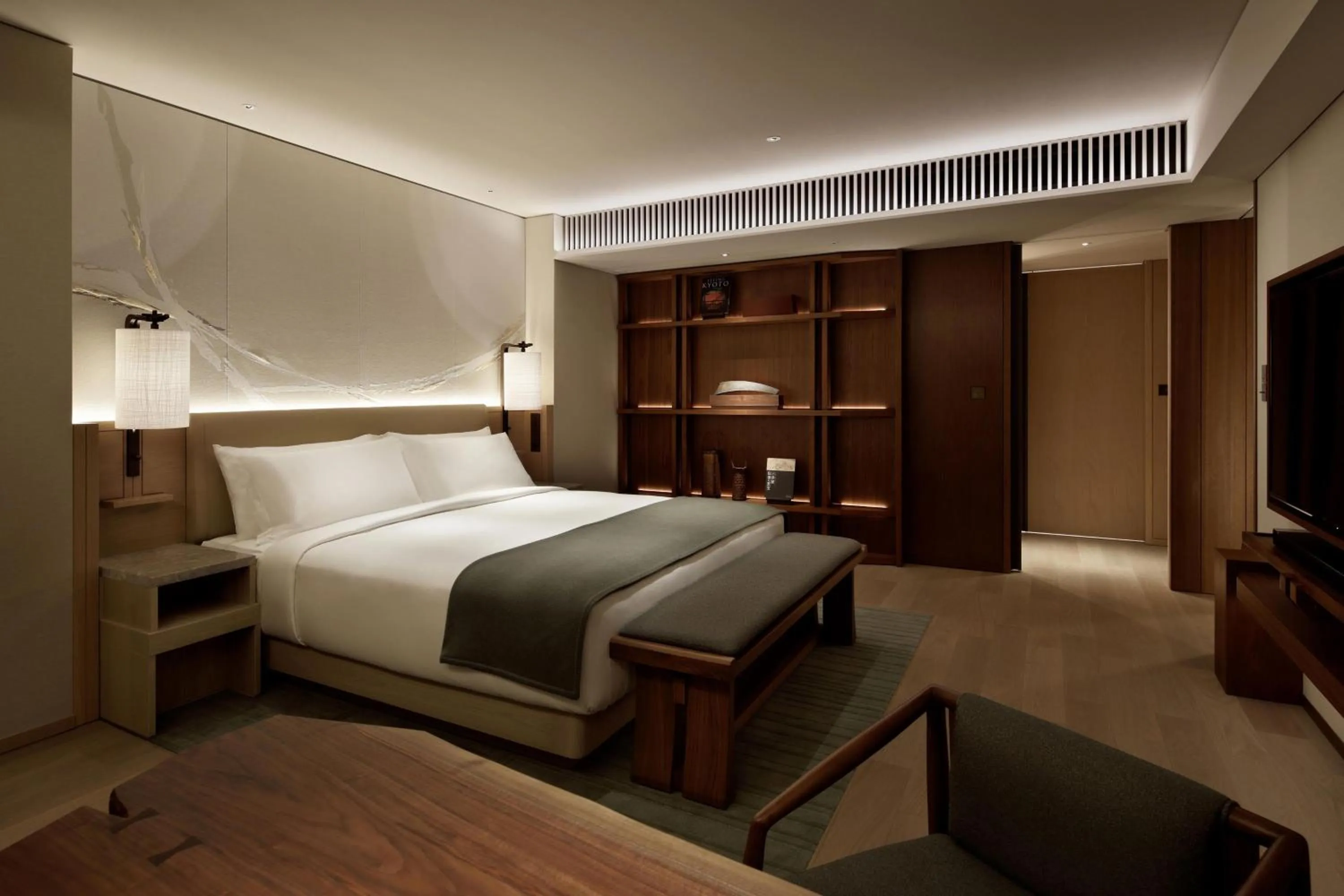 Photo of the whole room, Bed in HOTEL THE MITSUI KYOTO, a Luxury Collection Hotel & Spa