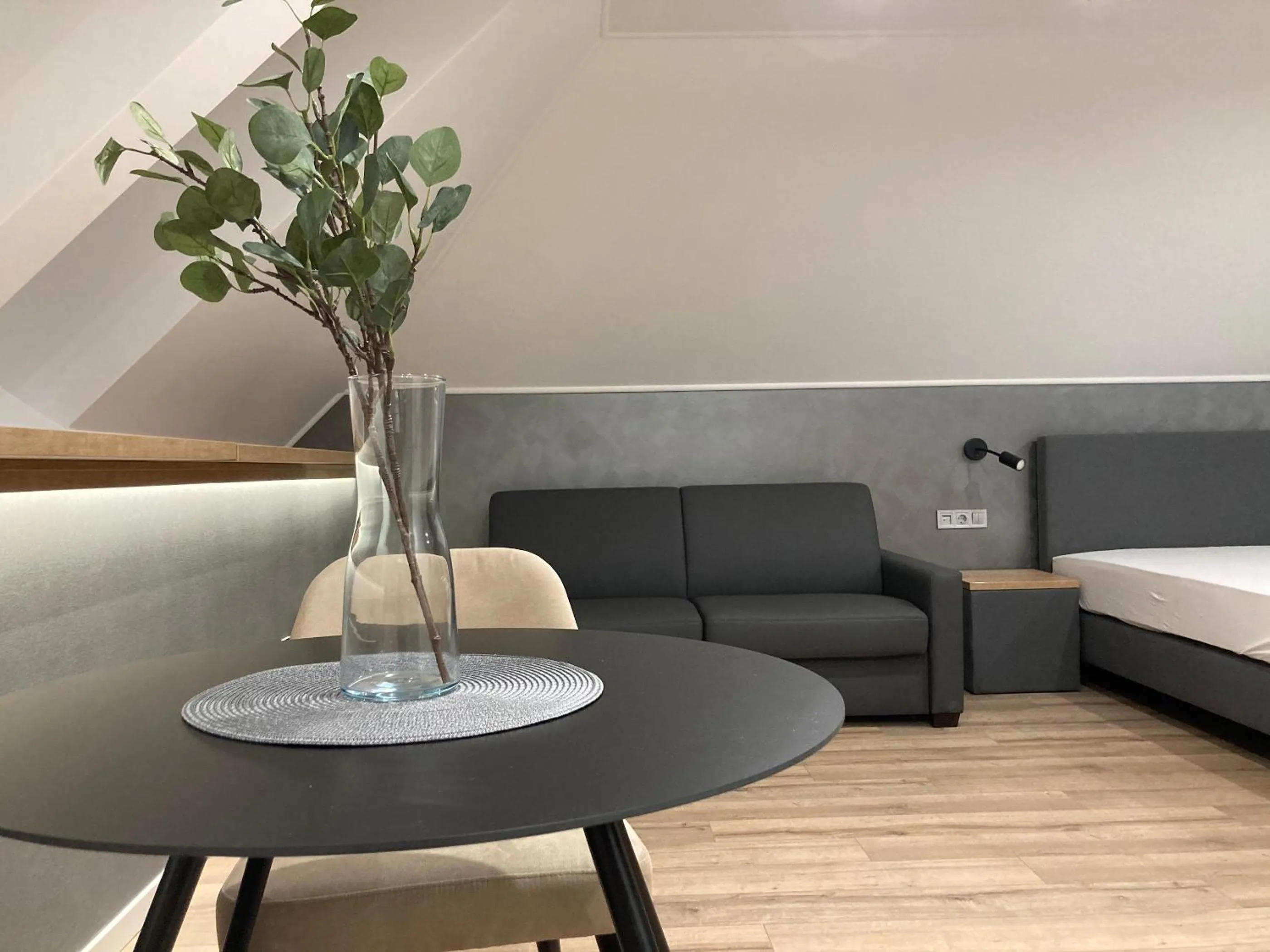 Seating area, Bed in Minaret Residence & Relax Pécs