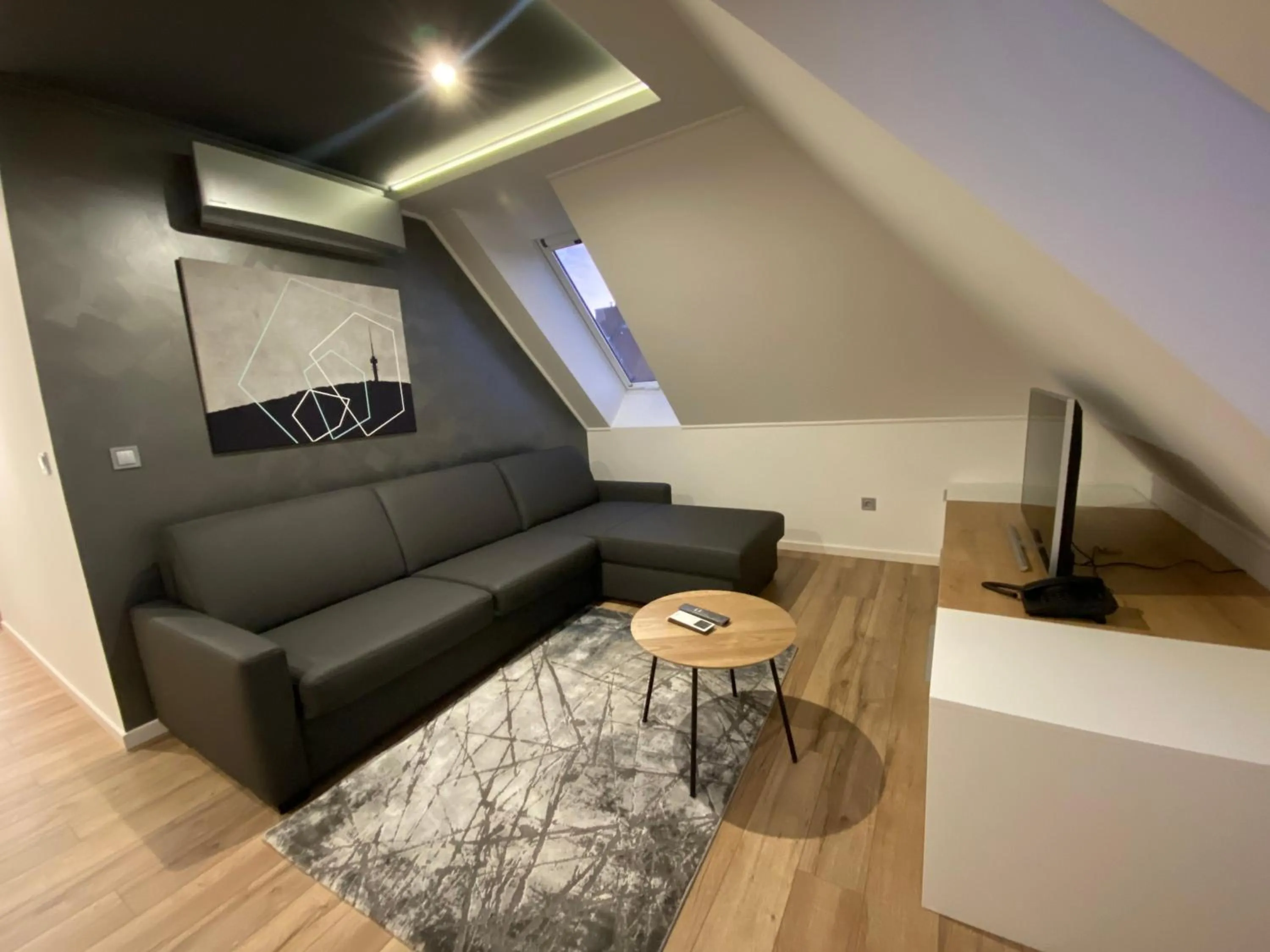 TV and multimedia in Minaret Residence & Relax Pécs