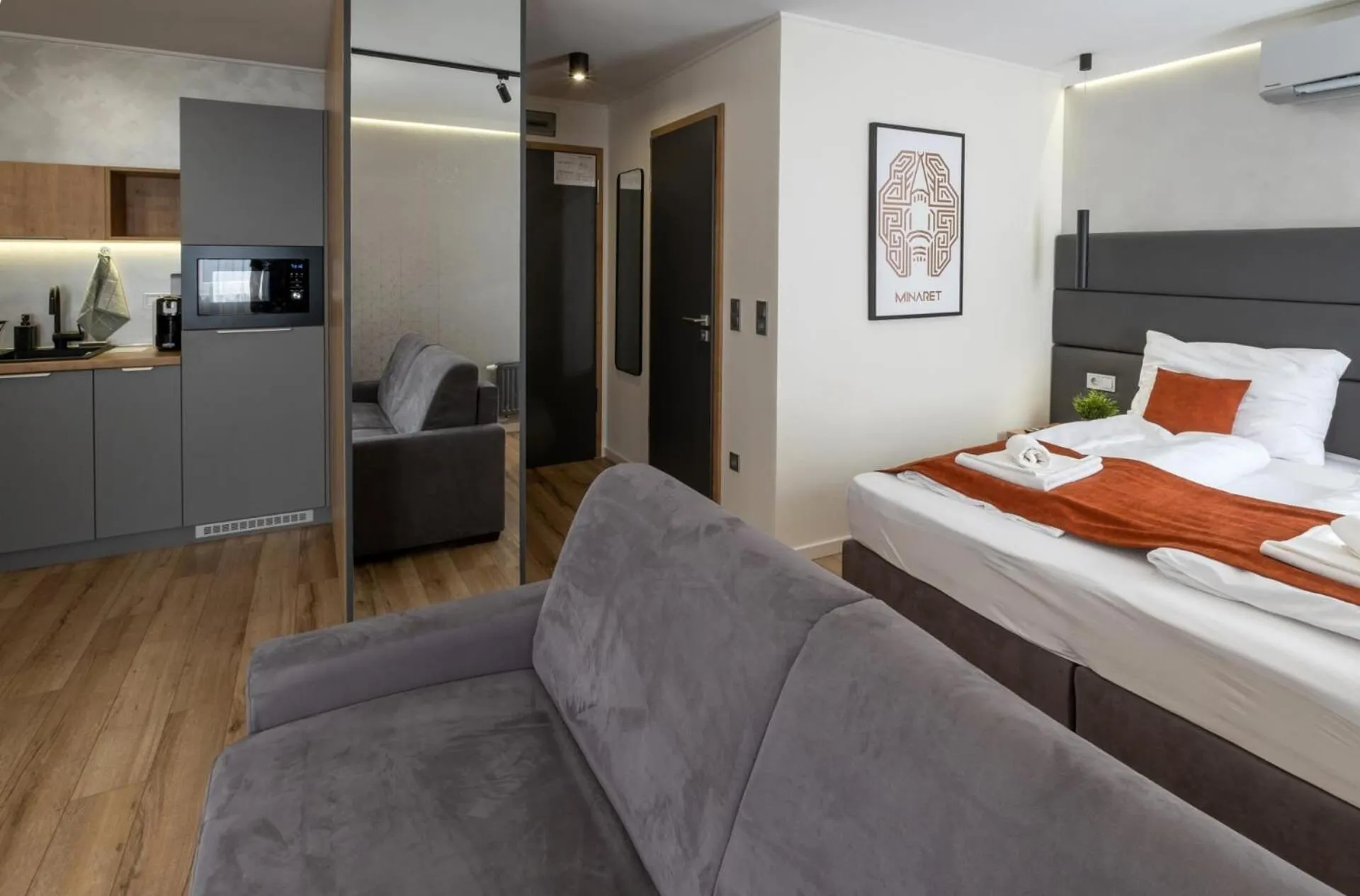 Photo of the whole room, Bed in Minaret Residence & Relax Pécs