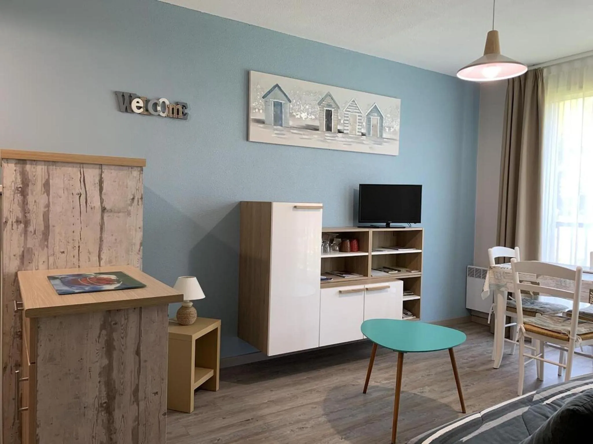 Bedroom, TV/Entertainment Center in La Liniere