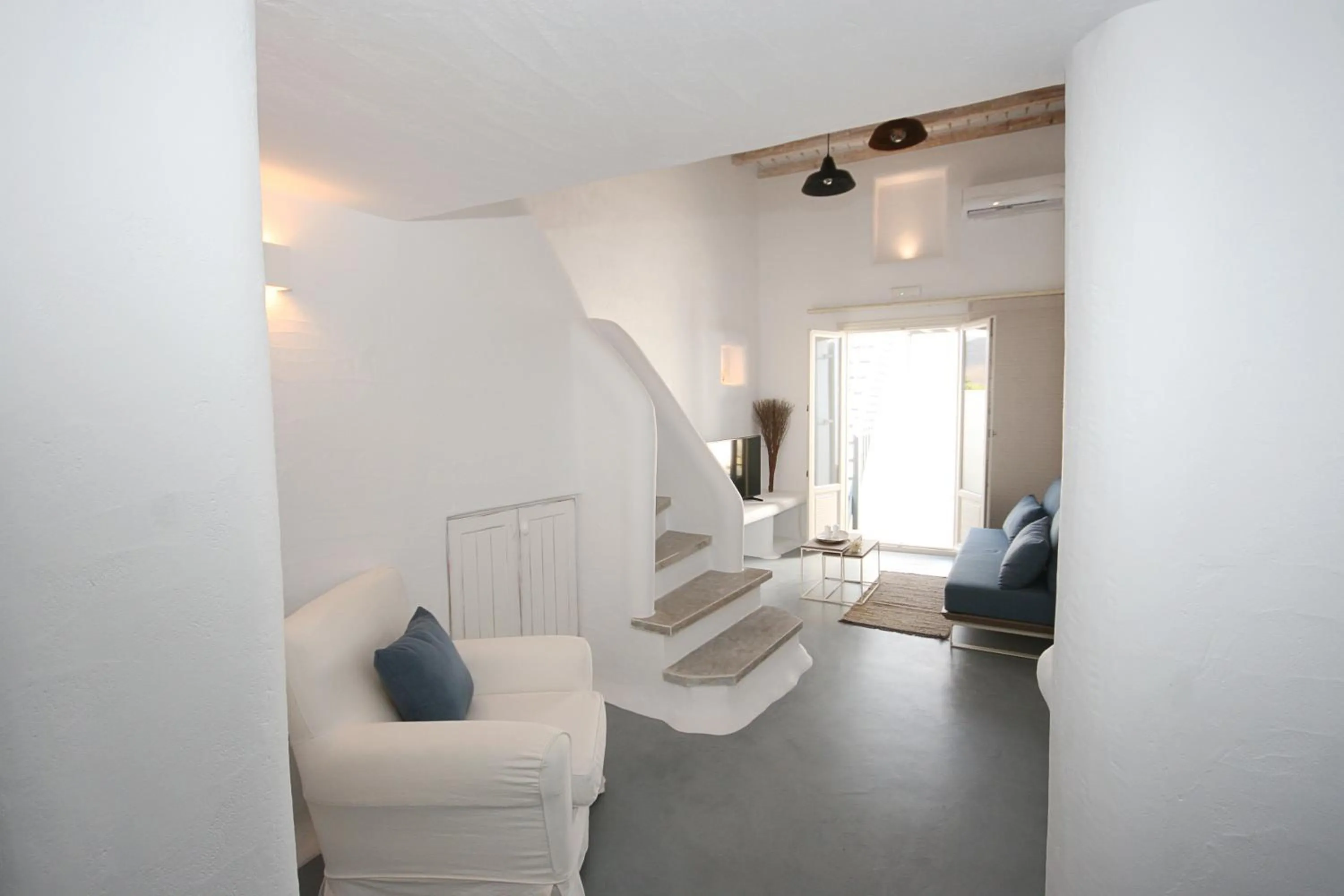 5 Traditional Suites