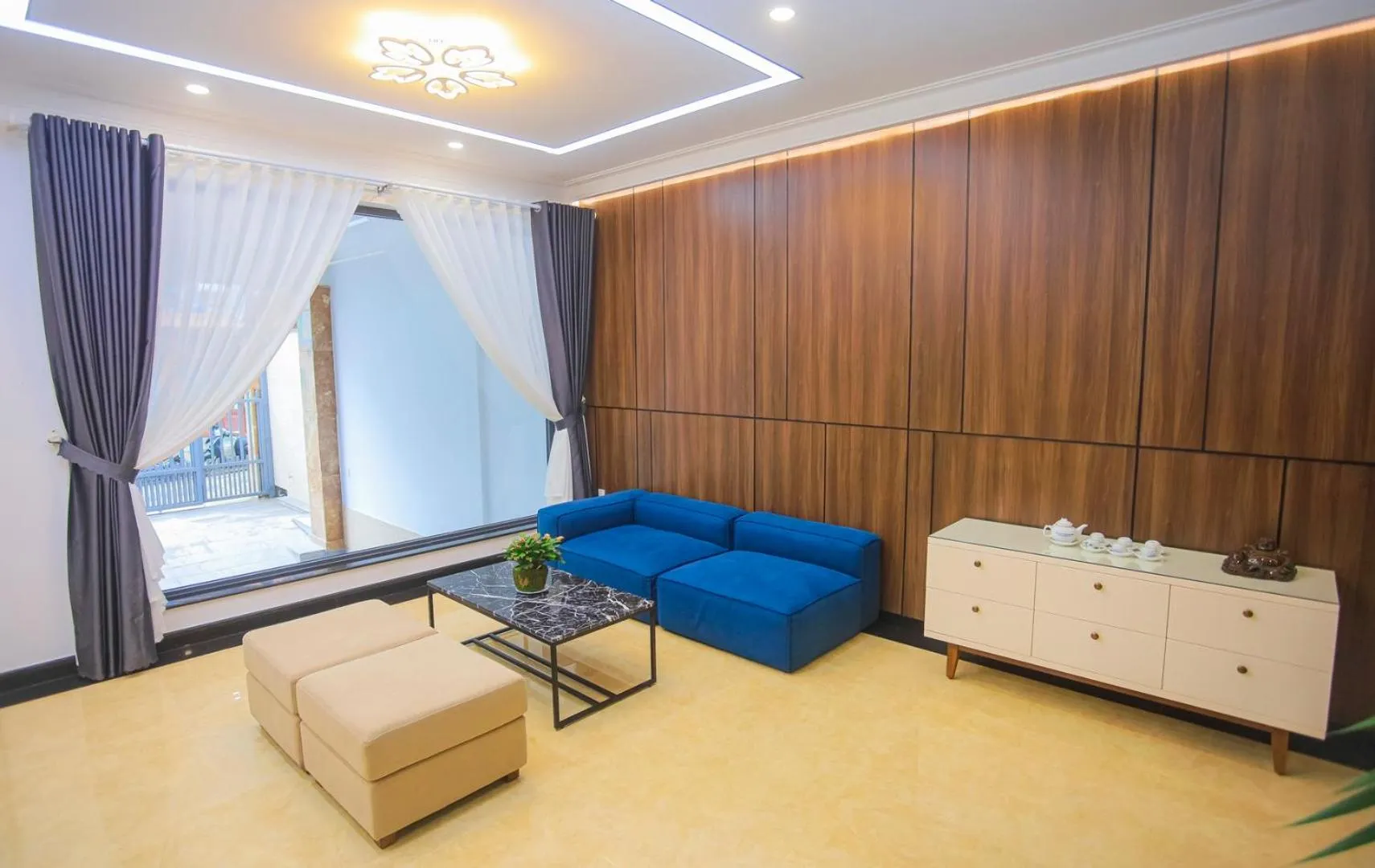 Living room in The Lush House