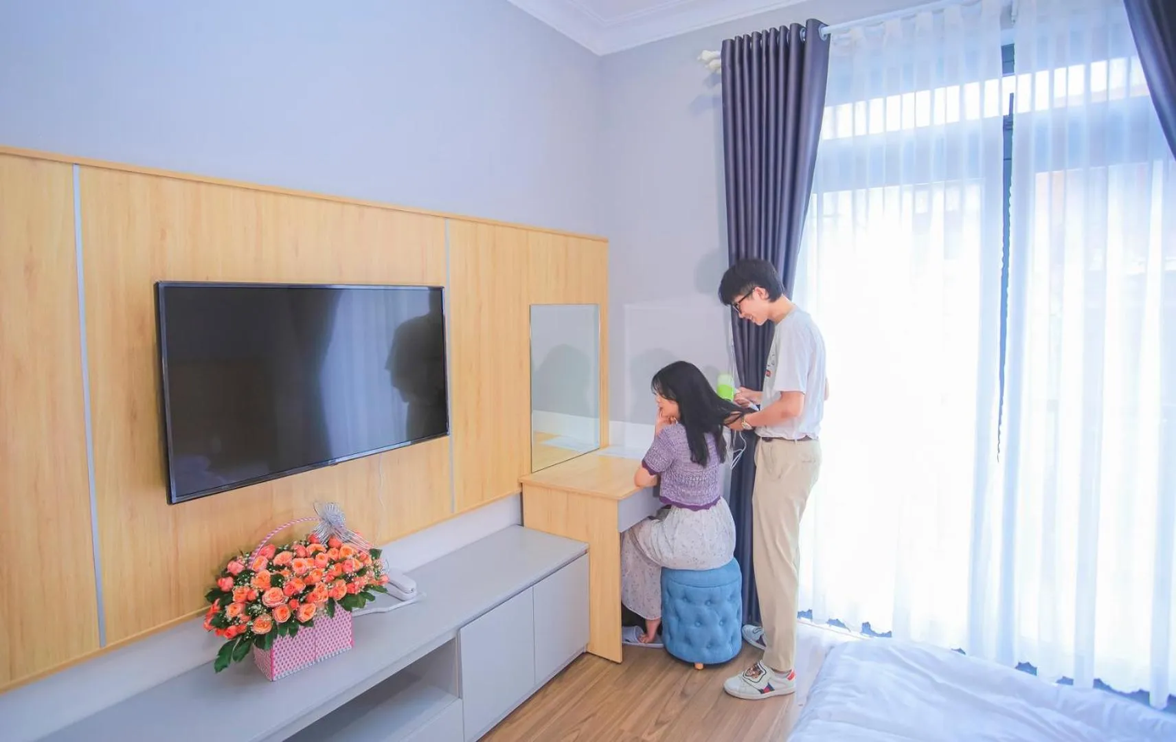 Communal lounge/ TV room in The Lush House