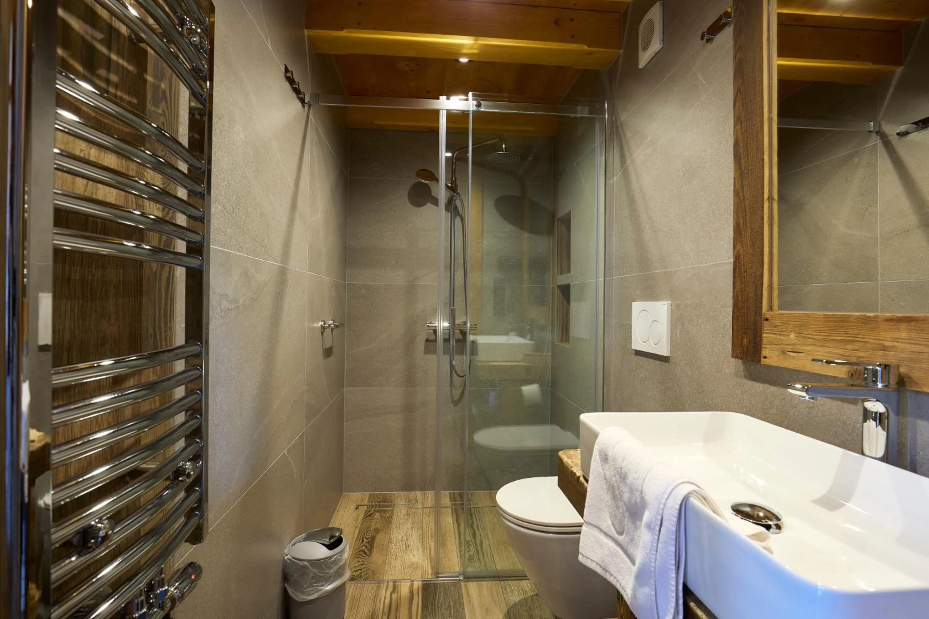 Shower in Aparthotel Giewont