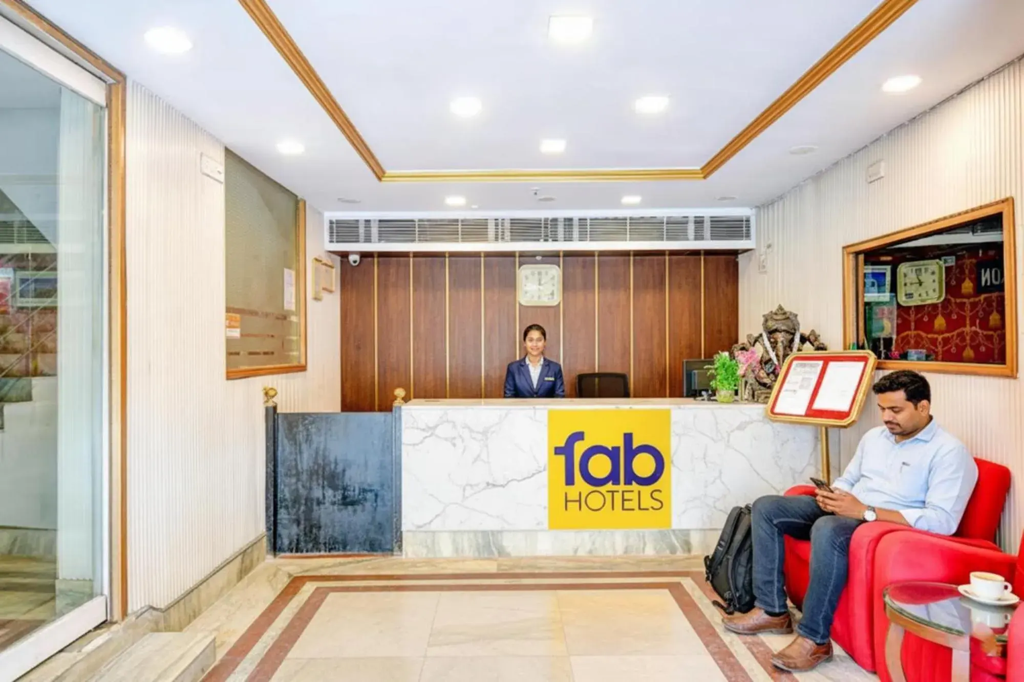 Lobby or reception in FabHotel Raj Darbar Lobby or reception in FabHotel Raj Darbar