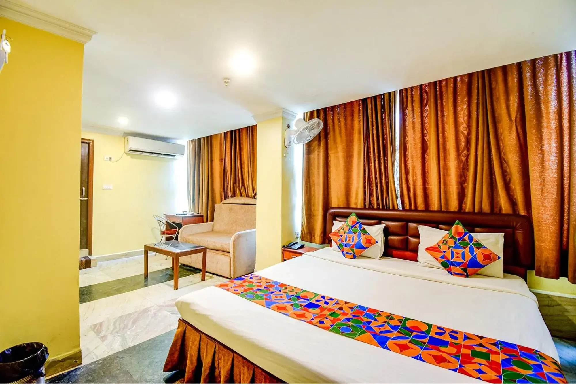 Photo of the whole room, Bed in FabHotel Raj Darbar Photo of the whole room, Bed in FabHotel Raj Darbar