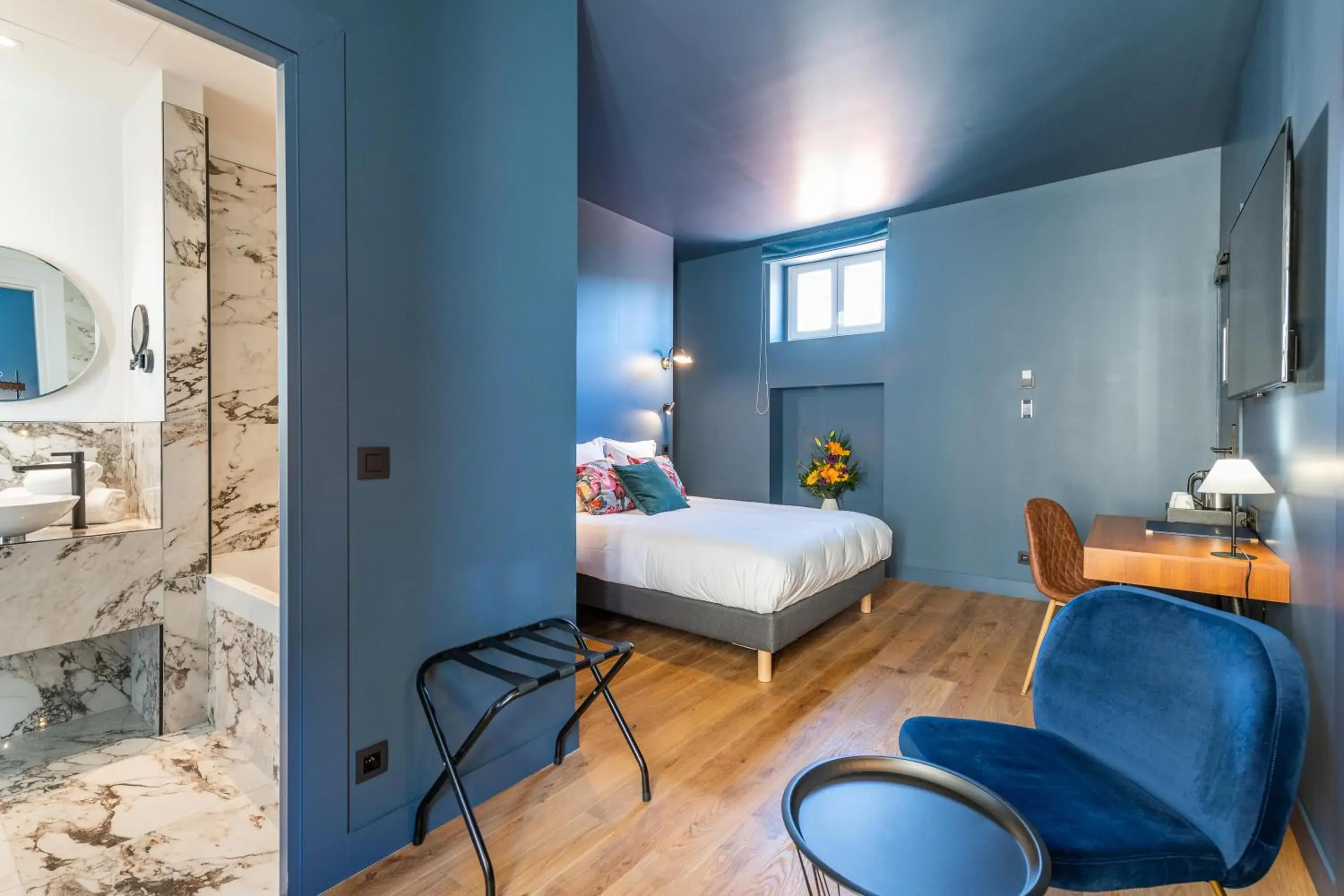 Photo of the whole room, Bed in Boutique Hotel Nice Côte d'azur Photo of the whole room, Bed in Boutique Hotel Nice Côte d'azur