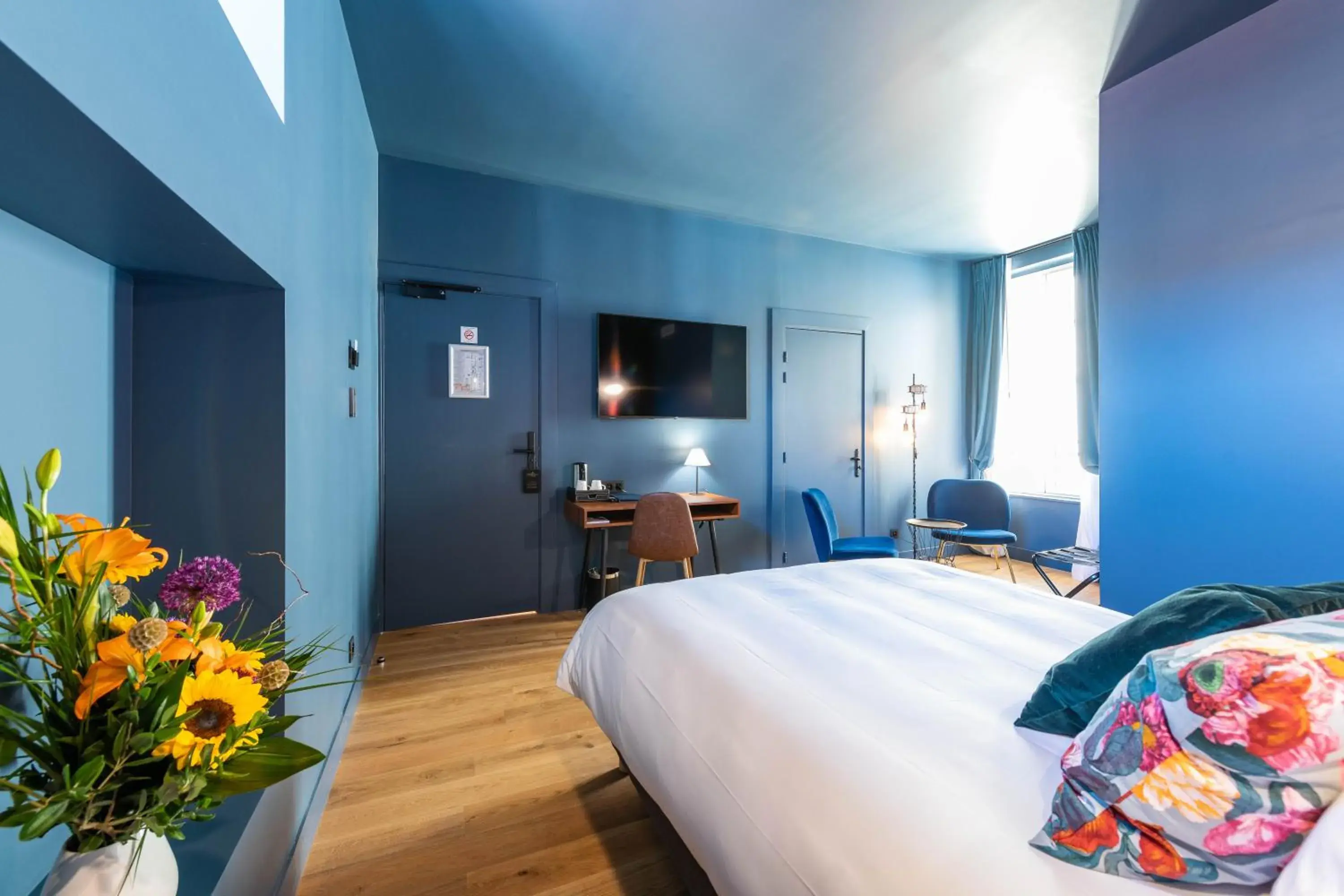 Photo of the whole room, Bed in Boutique Hotel Nice Côte d'azur Photo of the whole room, Bed in Boutique Hotel Nice Côte d'azur