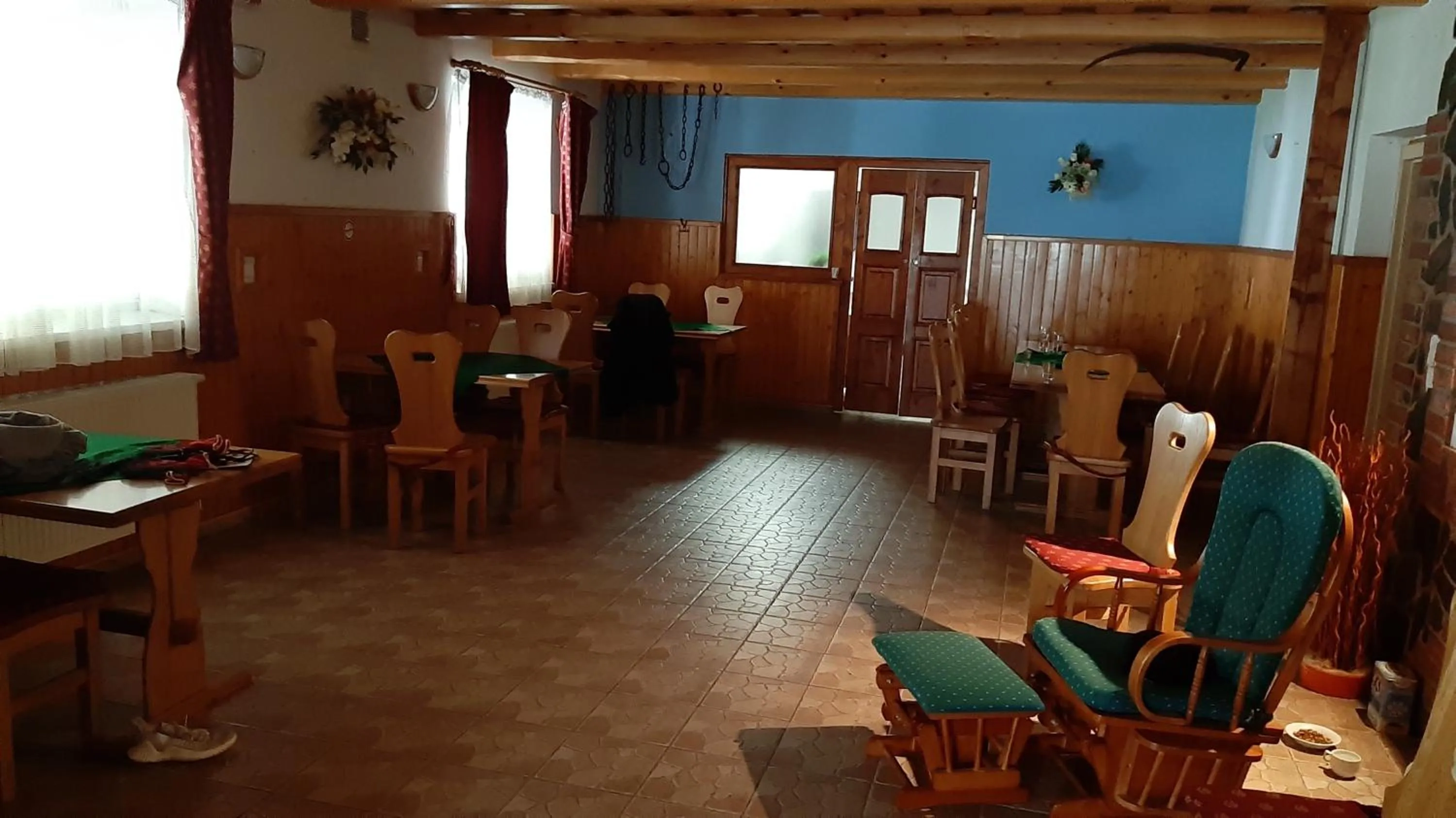 Restaurant/places to eat in Penzión pri studničke Omastiná