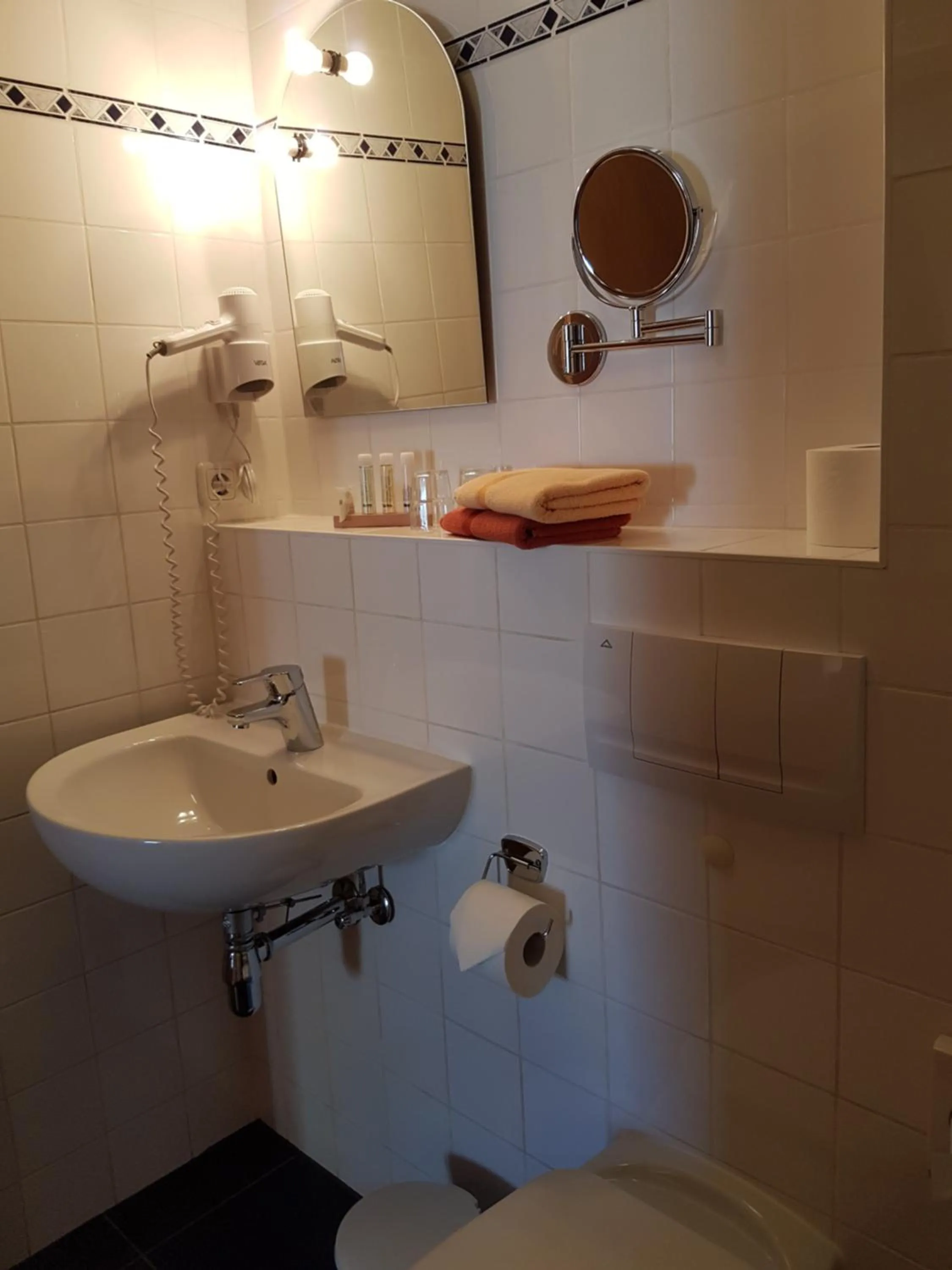 Bathroom in Altstadt Hotel Peiß