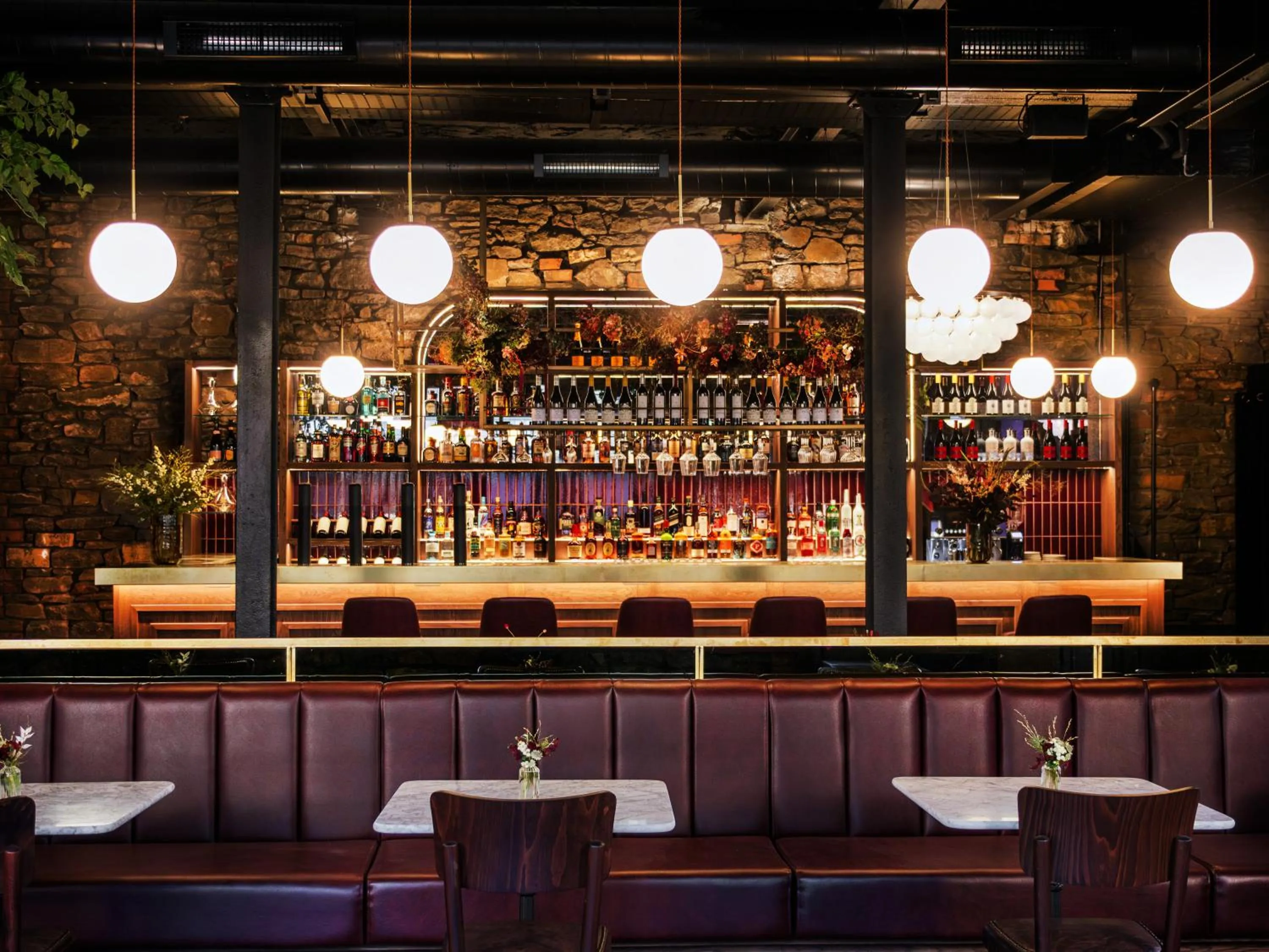 Restaurant/places to eat in The Coal Exchange Hotel