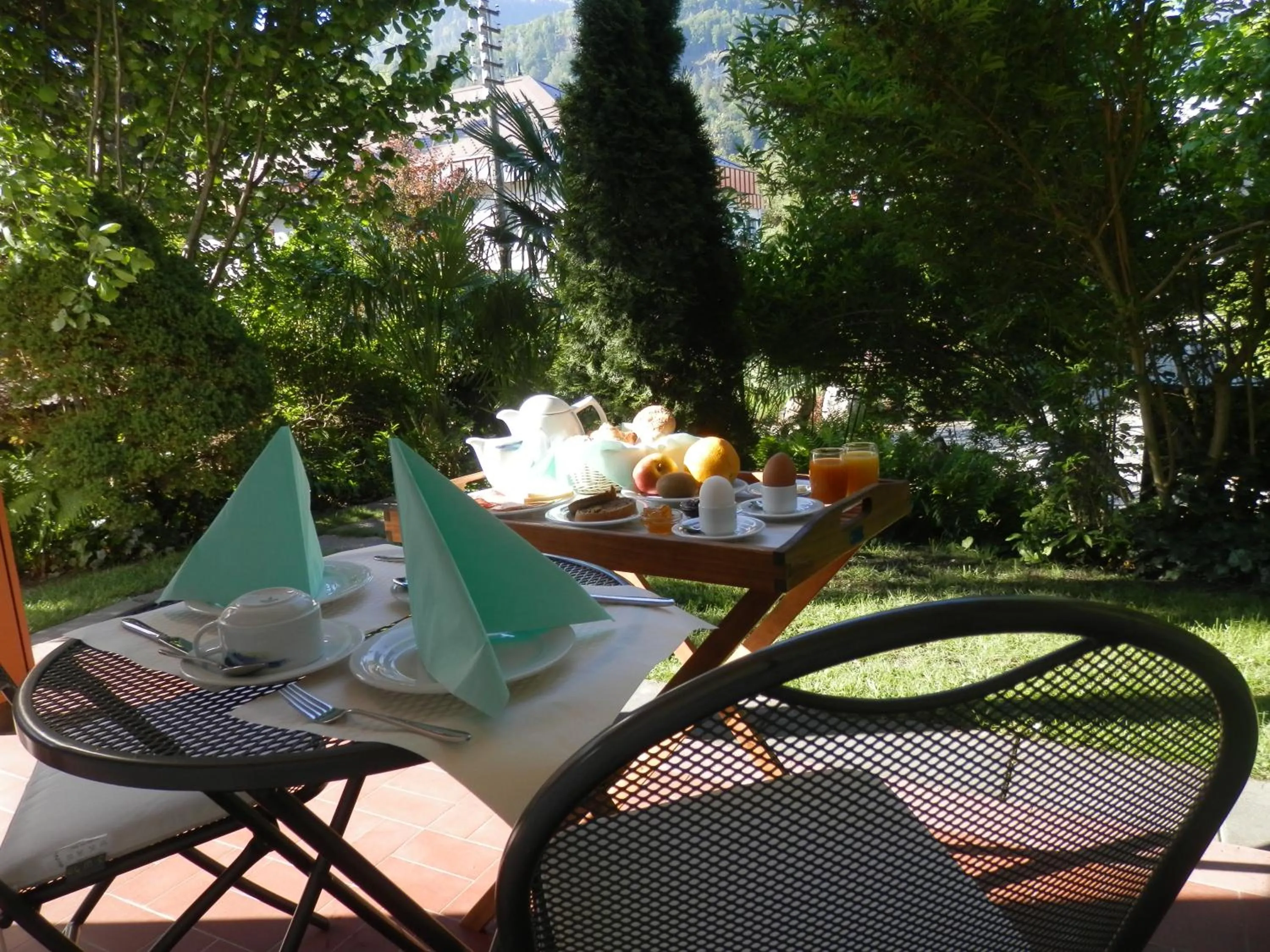 Garden view in Garni Hotel Torkelbündte