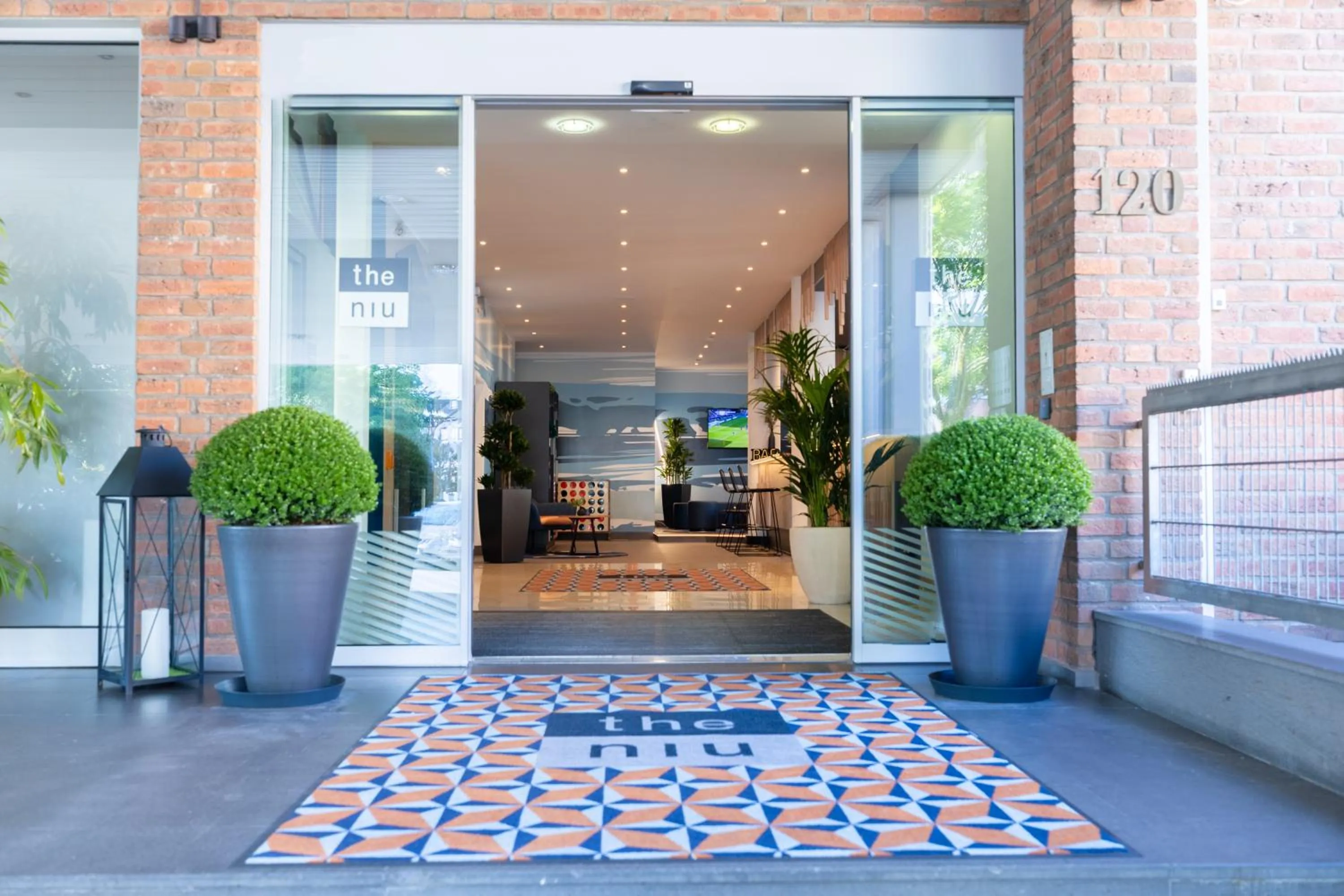 Facade/entrance in Select Hotel Crown Moenchengladbach