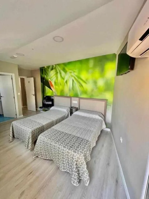 Bed in Hostal Viena Plaza Nueva