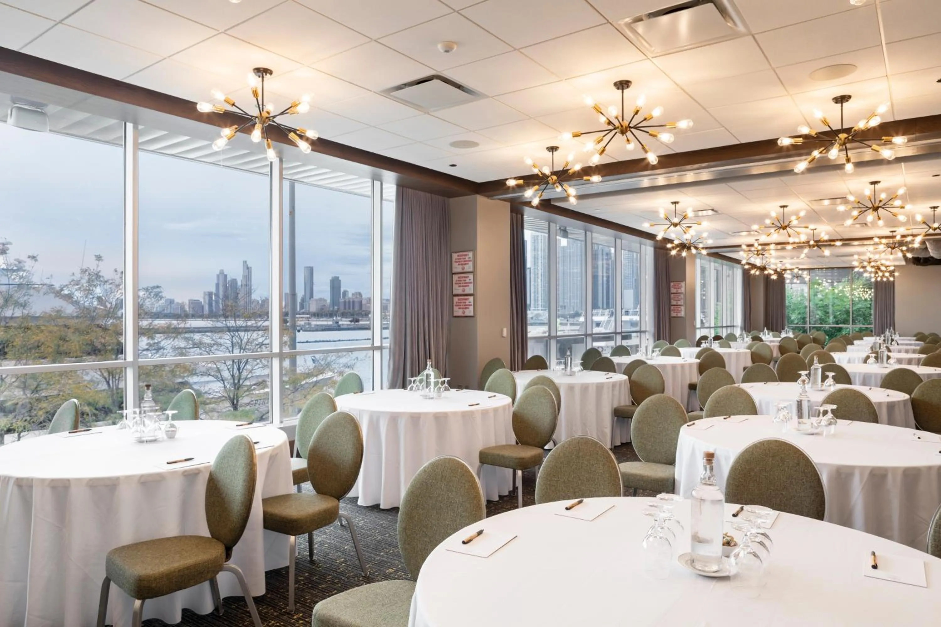 Meeting/conference room in Sable At Navy Pier Chicago, Curio Collection By Hilton