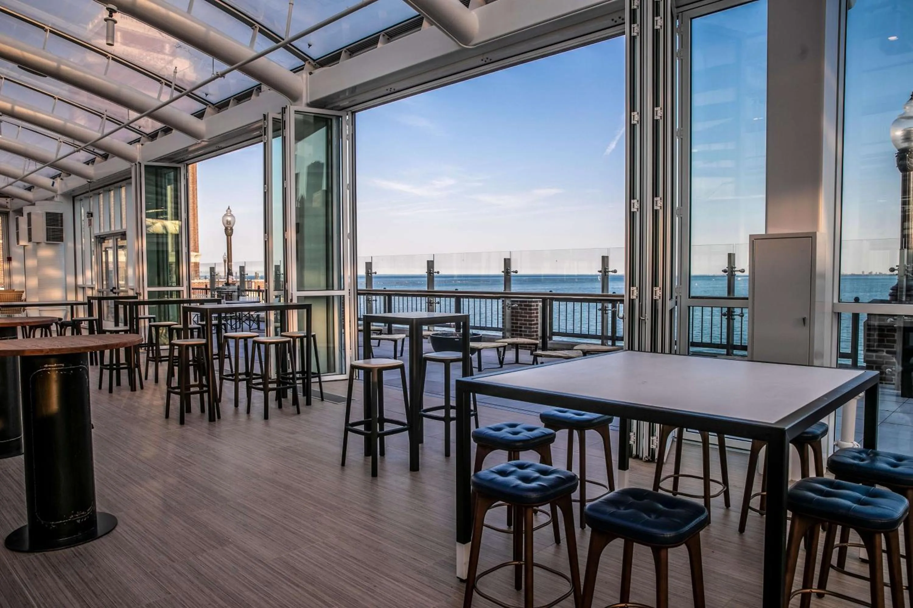 Restaurant/places to eat in Sable At Navy Pier Chicago, Curio Collection By Hilton