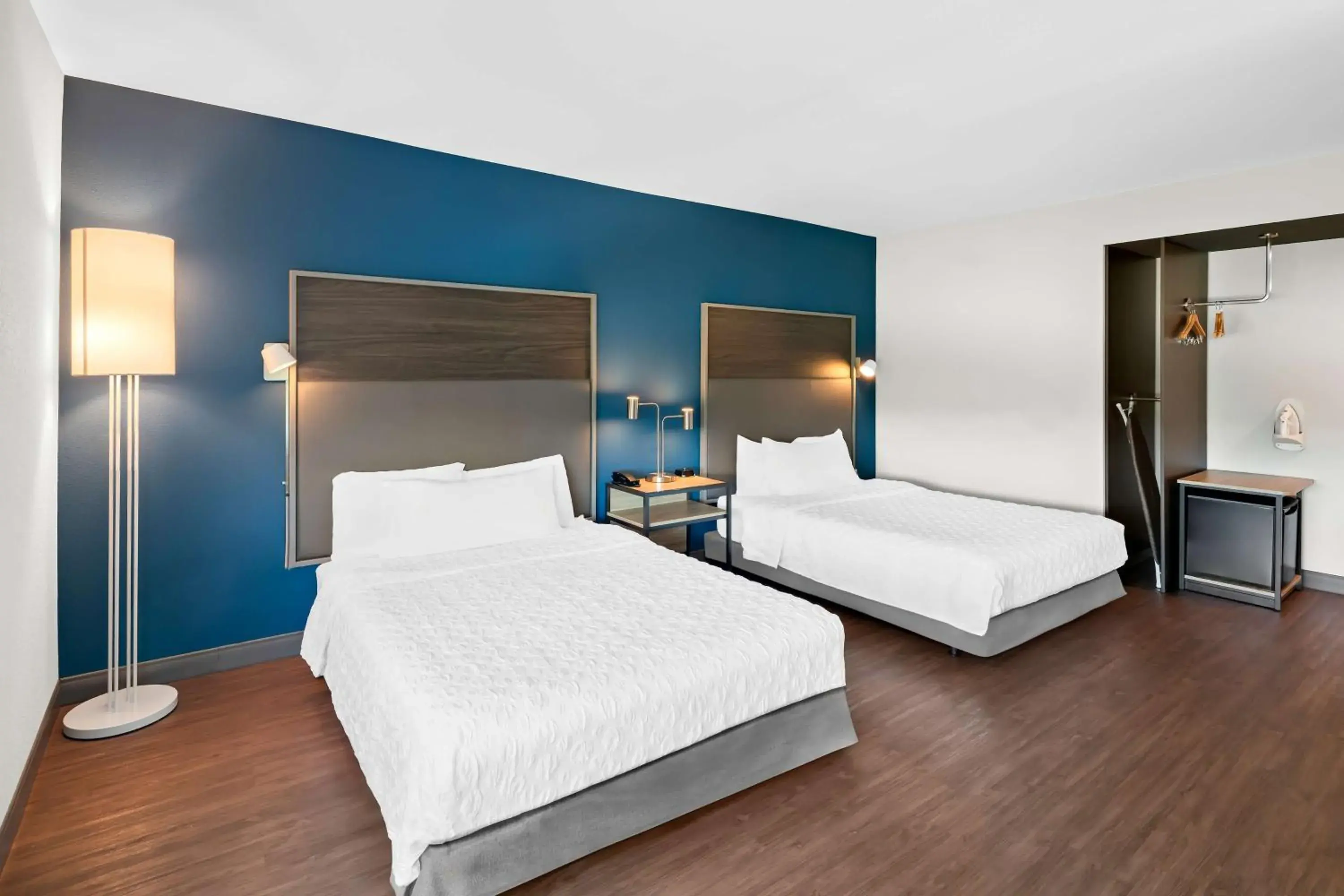 Bed in Tru By Hilton Spokane Valley, Wa Bed in Tru By Hilton Spokane Valley, Wa