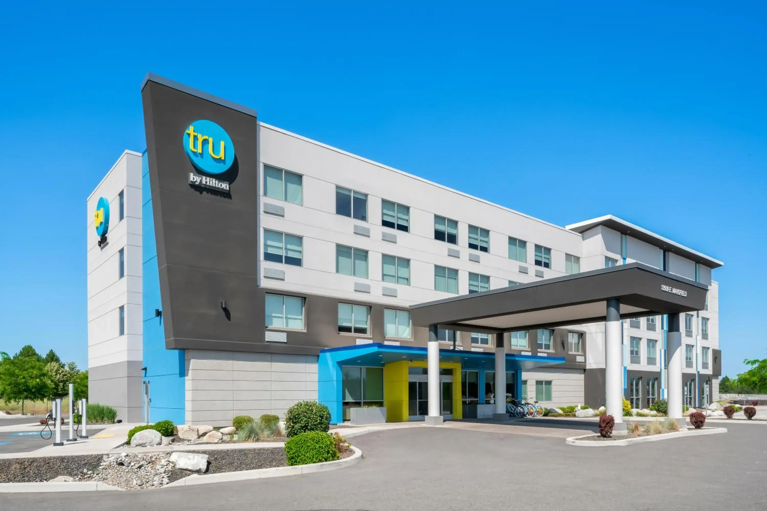 Property building in Tru By Hilton Spokane Valley, Wa Property building in Tru By Hilton Spokane Valley, Wa