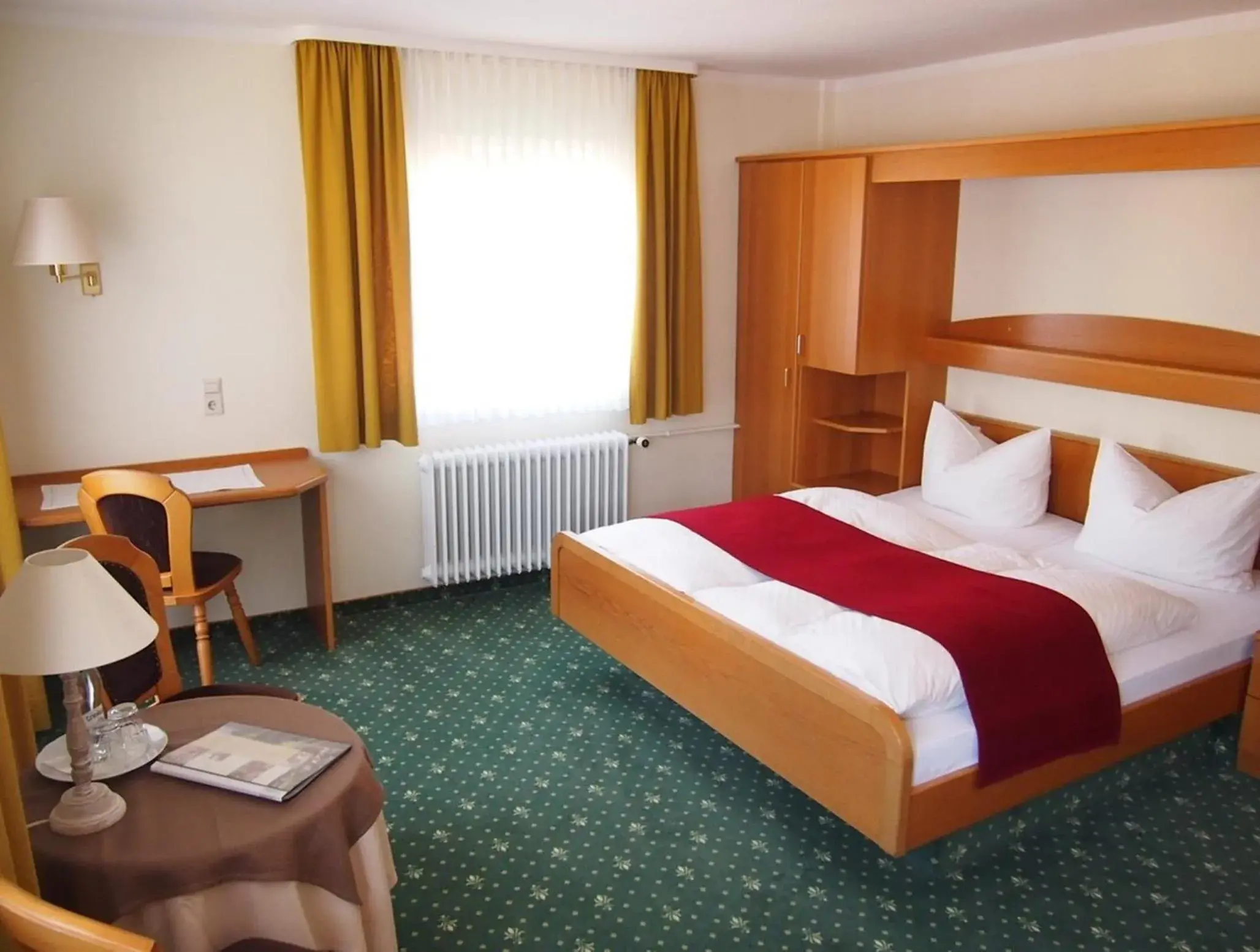 Double Room - single occupancy in Hotel Fidelitas Double Room - single occupancy in Hotel Fidelitas