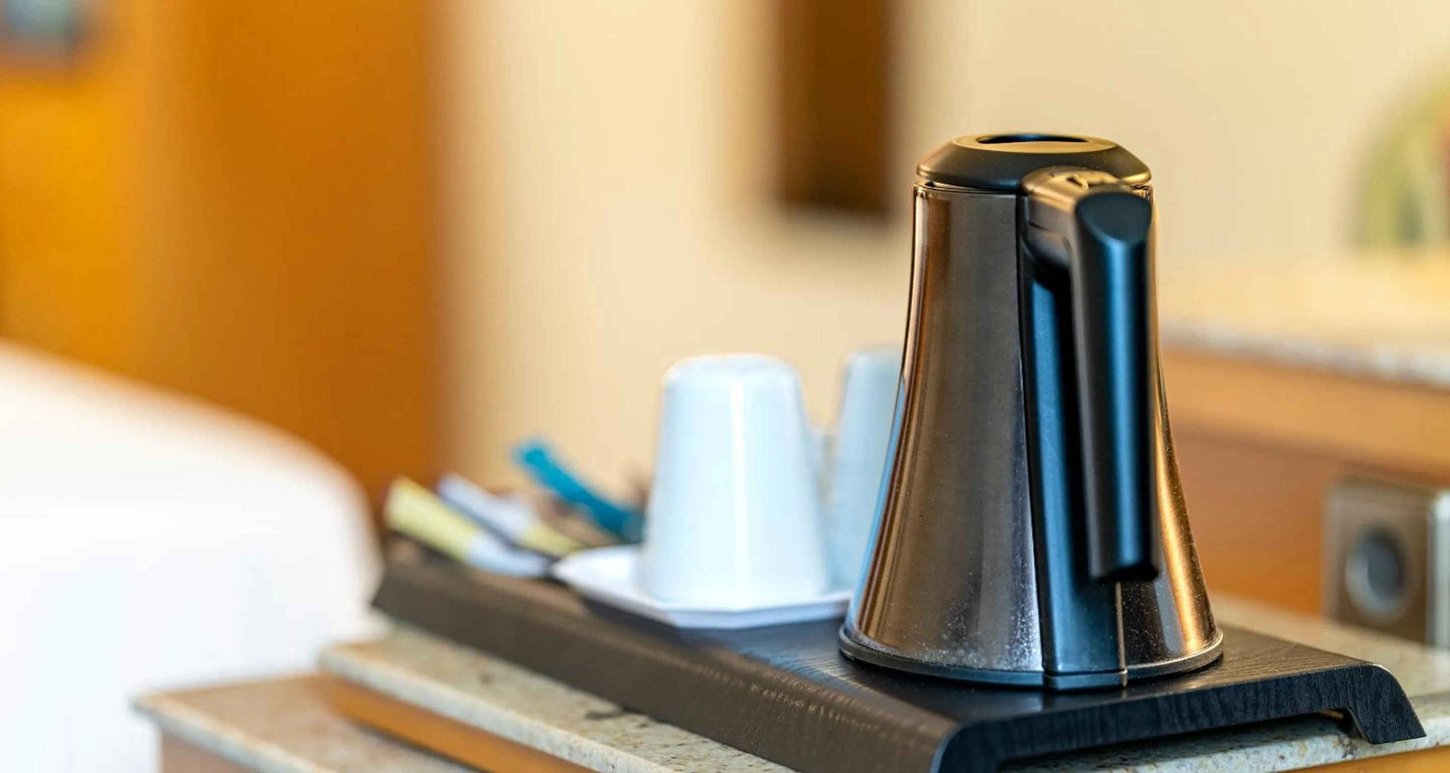 Coffee/tea facilities in PLAZA INN Blankenburg Ditzingen, Sure Hotel Collection
