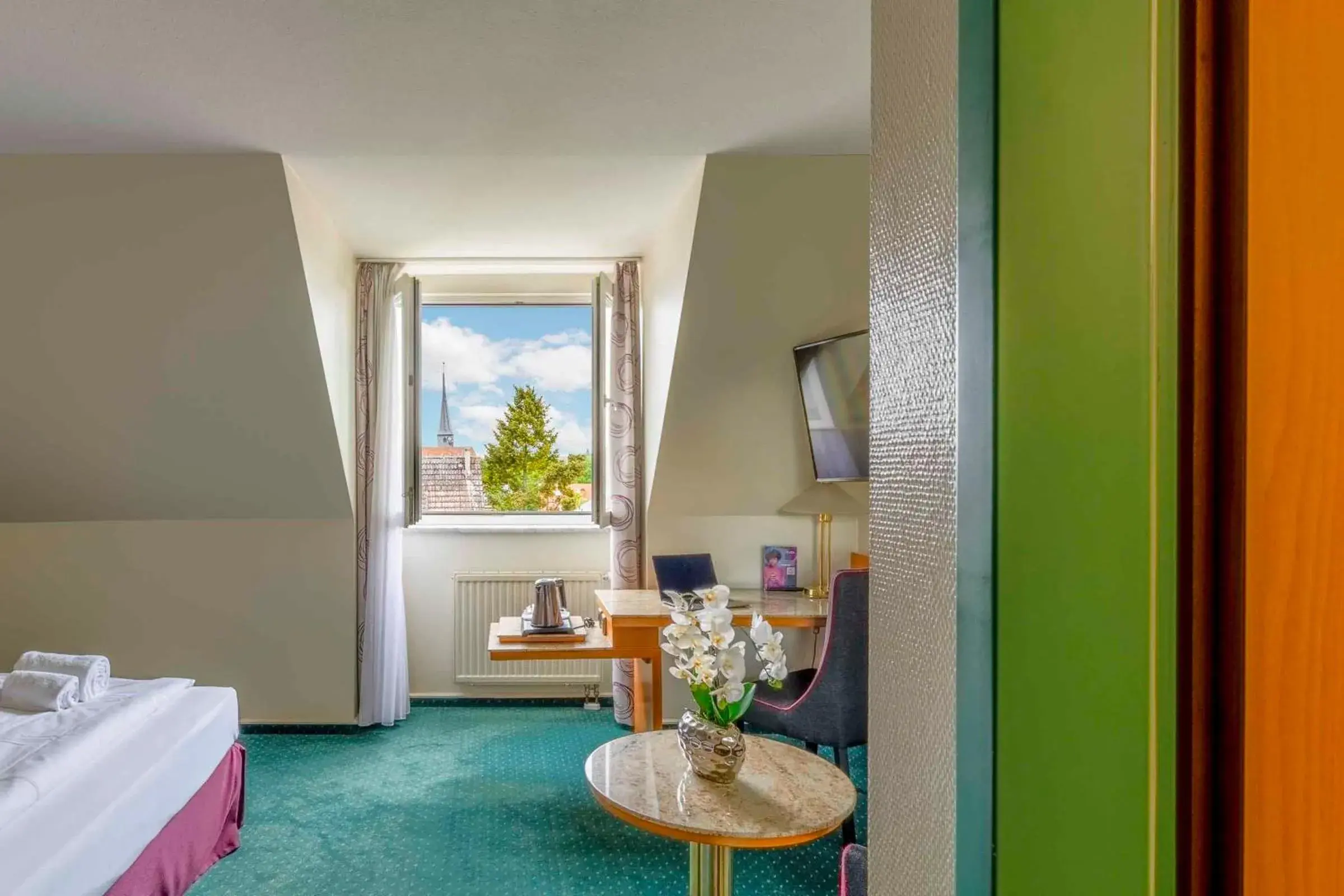 View (from property/room), Bed in PLAZA INN Blankenburg Ditzingen, Sure Hotel Collection View (from property/room), Bed in PLAZA INN Blankenburg Ditzingen, Sure Hotel Collection