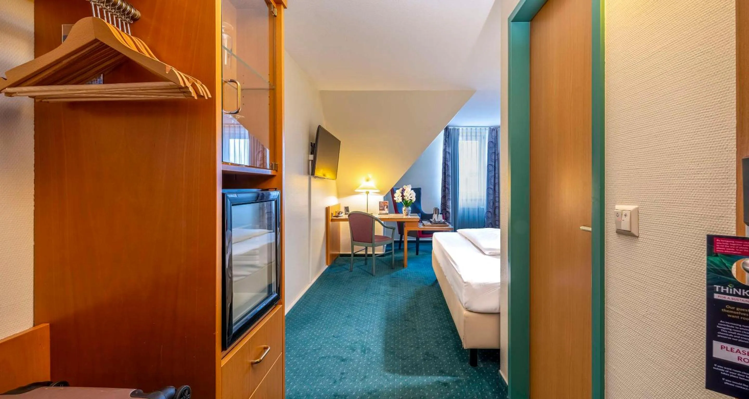 Bedroom, Bed in PLAZA INN Blankenburg Ditzingen, Sure Hotel Collection