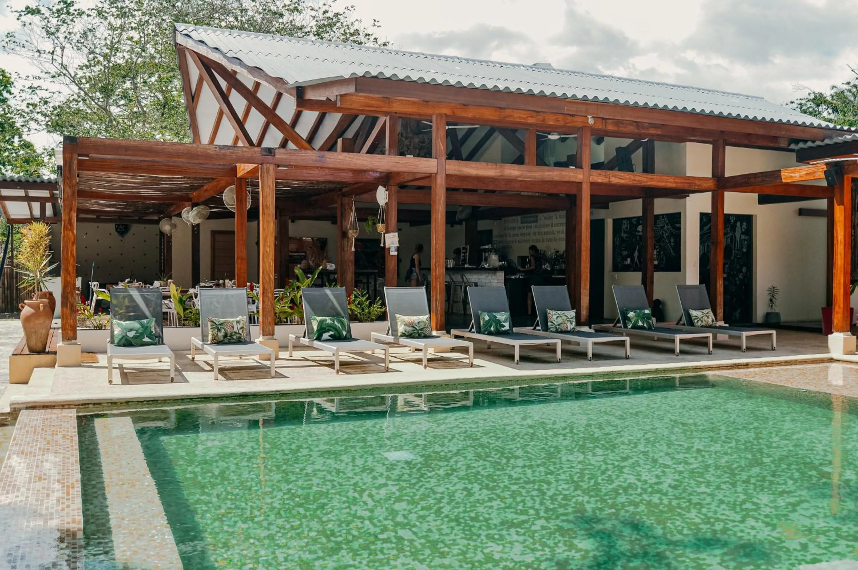 Swimming pool in Catalina's Hideaway