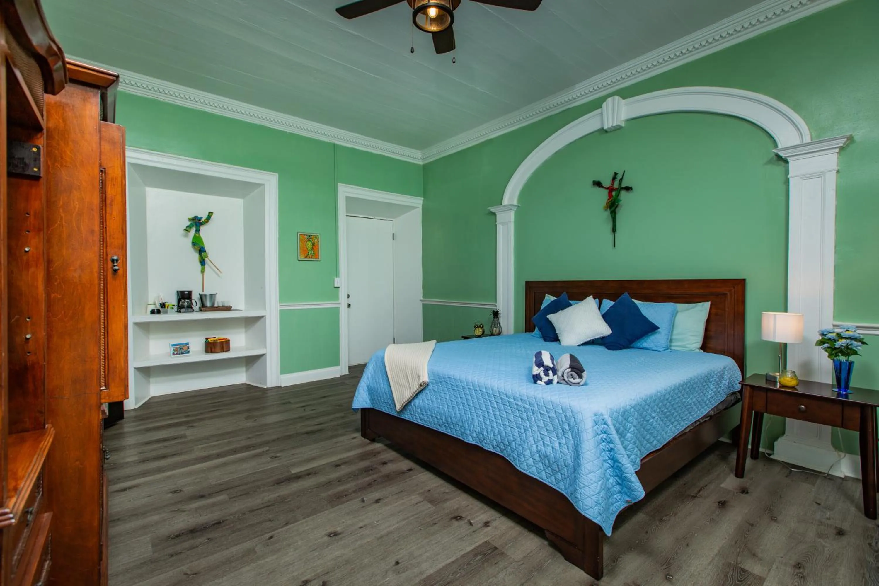 Bedroom, Bed in Victoria House