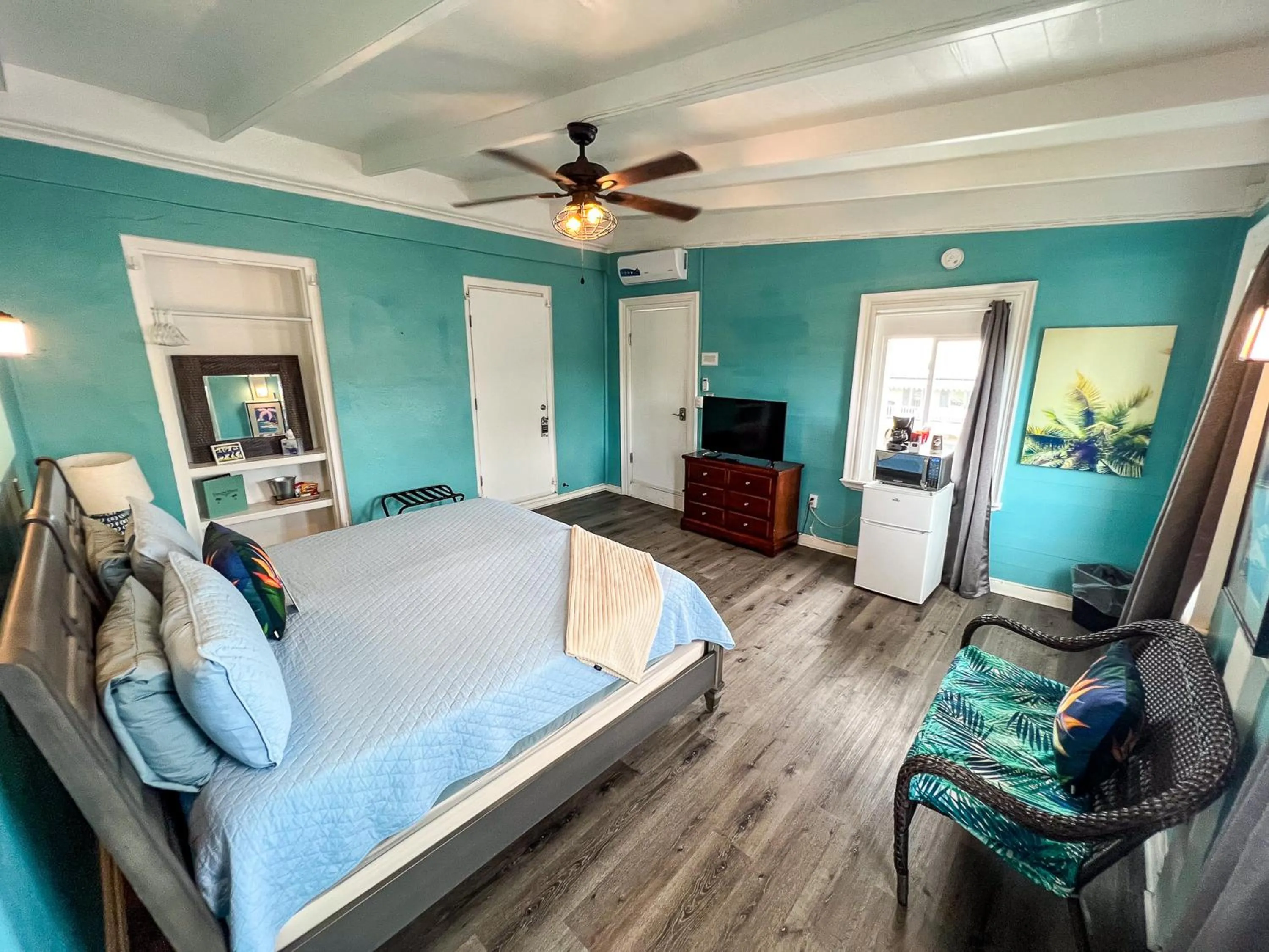 Bedroom, Bed in Victoria House