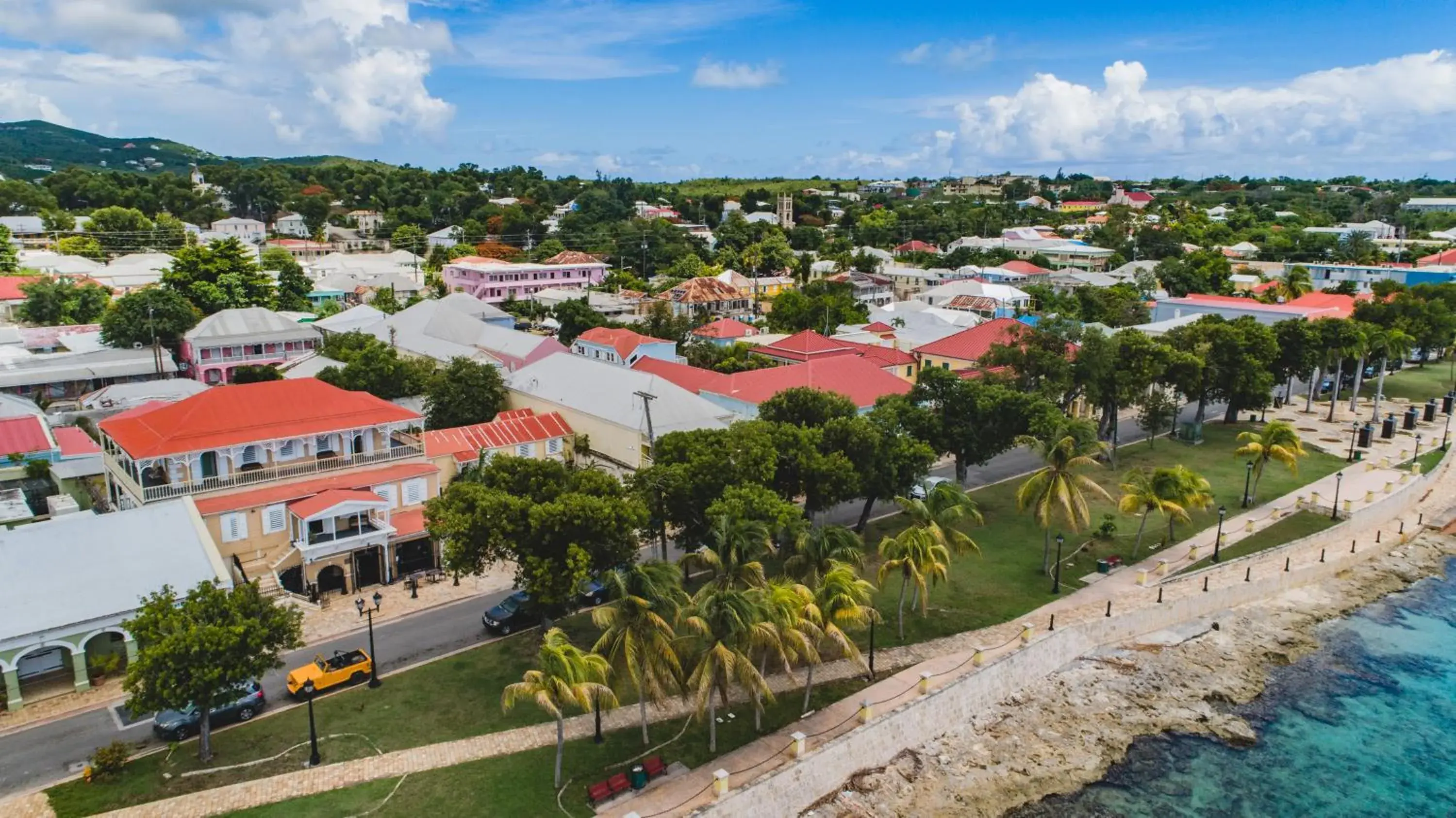 Property building in Victoria House Property building in Victoria House