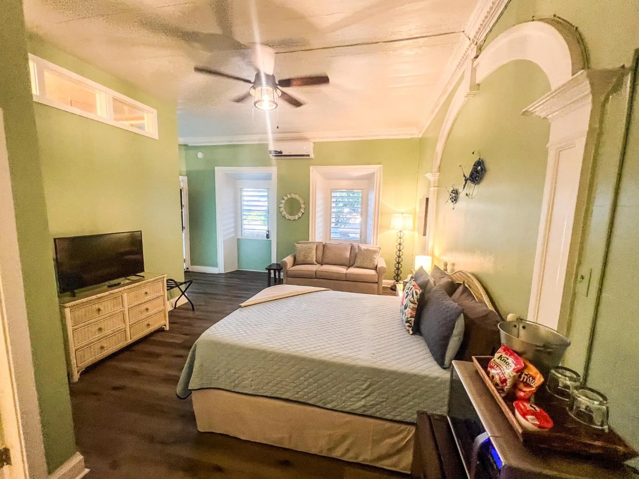 Bedroom, Bed in Victoria House