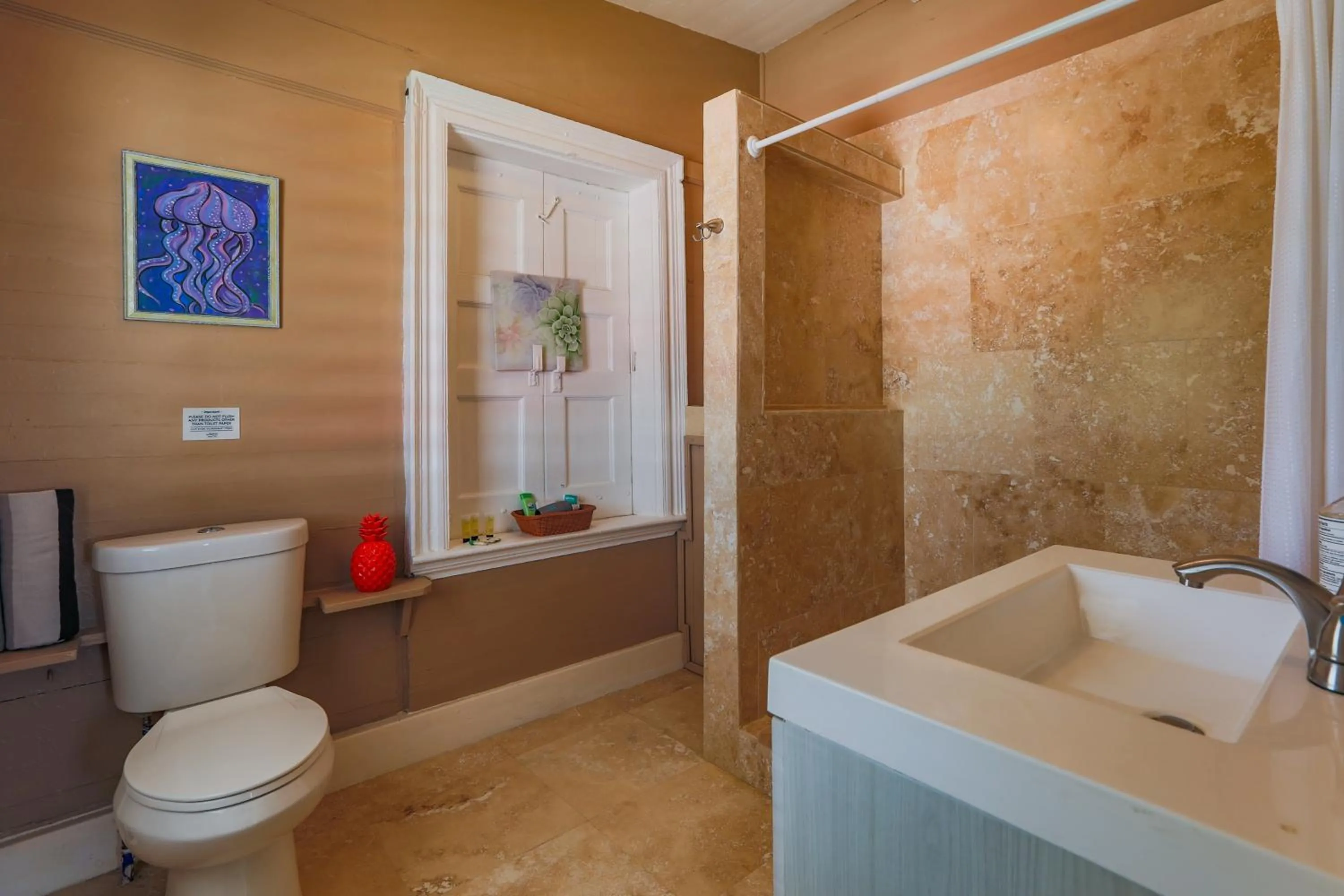 Bathroom in Victoria House