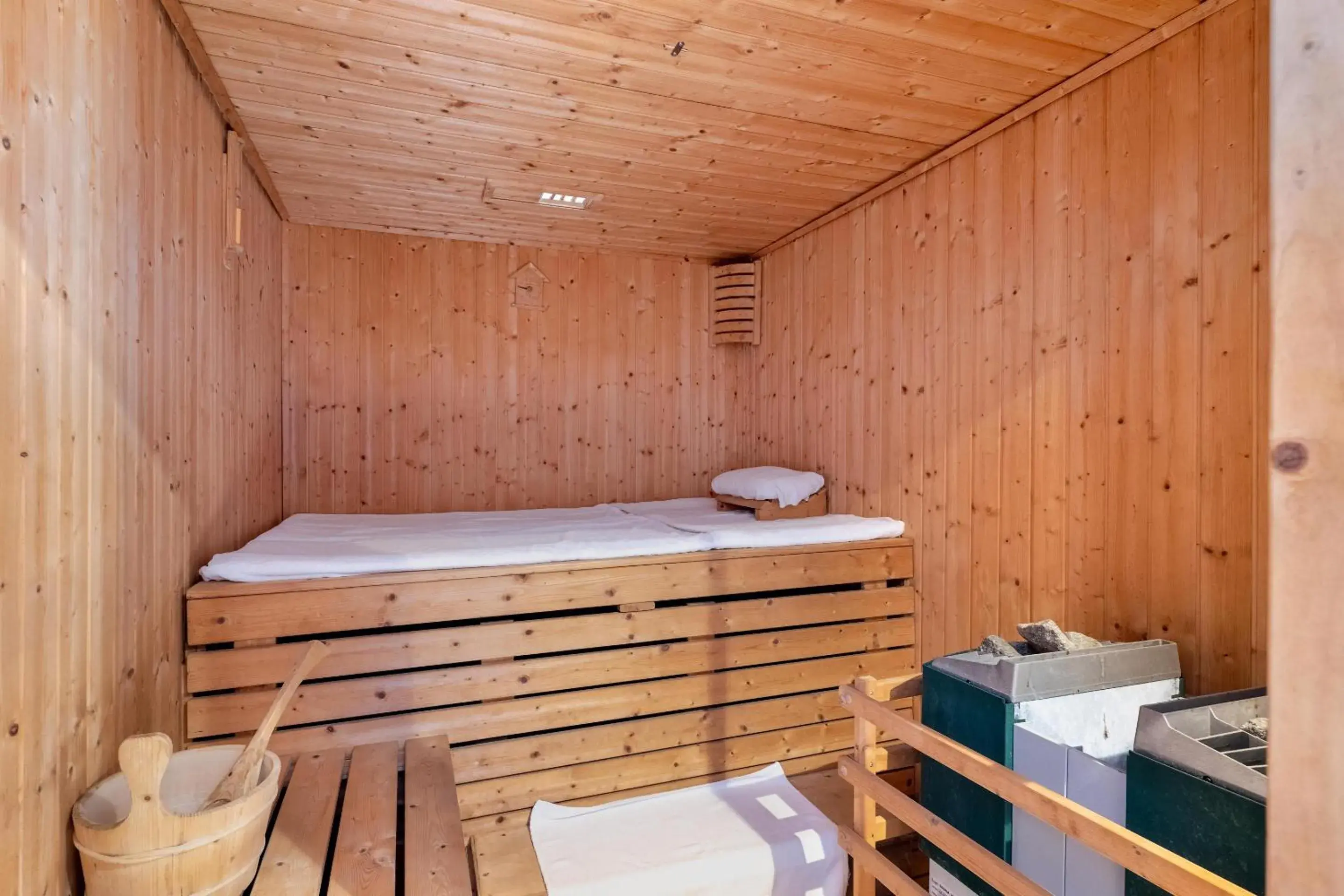 Sauna, Bed in The Village of Angels Sauna, Bed in The Village of Angels